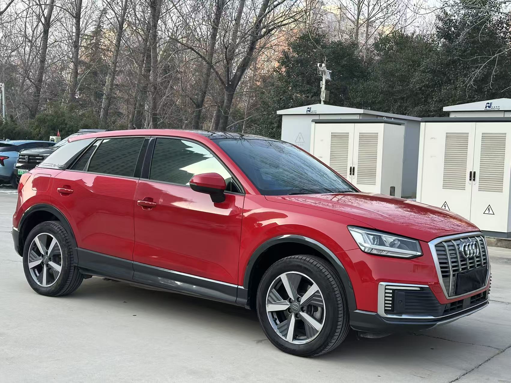 Audi Q2L e-tron 2020 imagen de coche #3