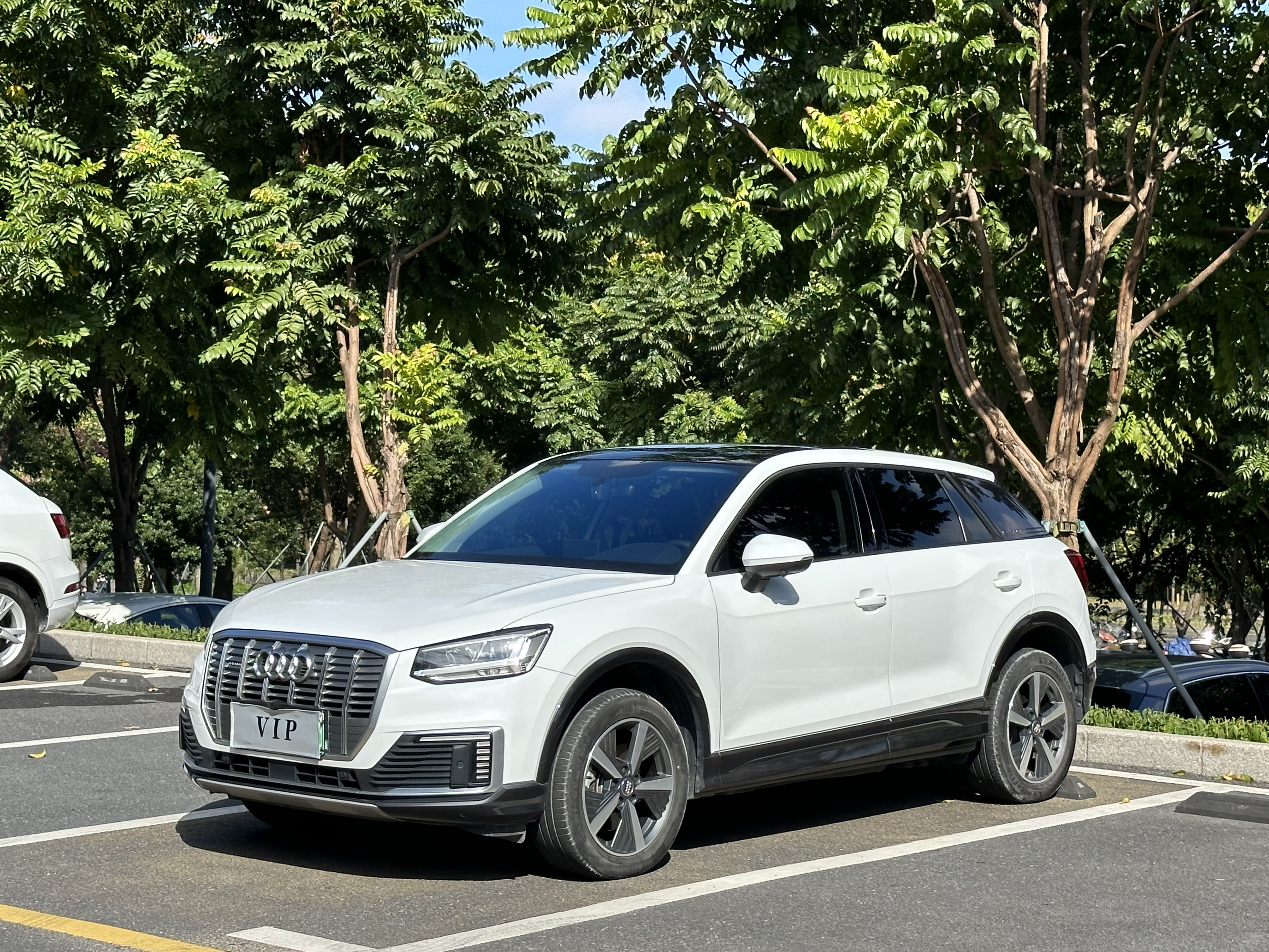 Audi Q2L e-tron 2021 #3 Audi Q2L e-tron 2021 imagen de coche #3