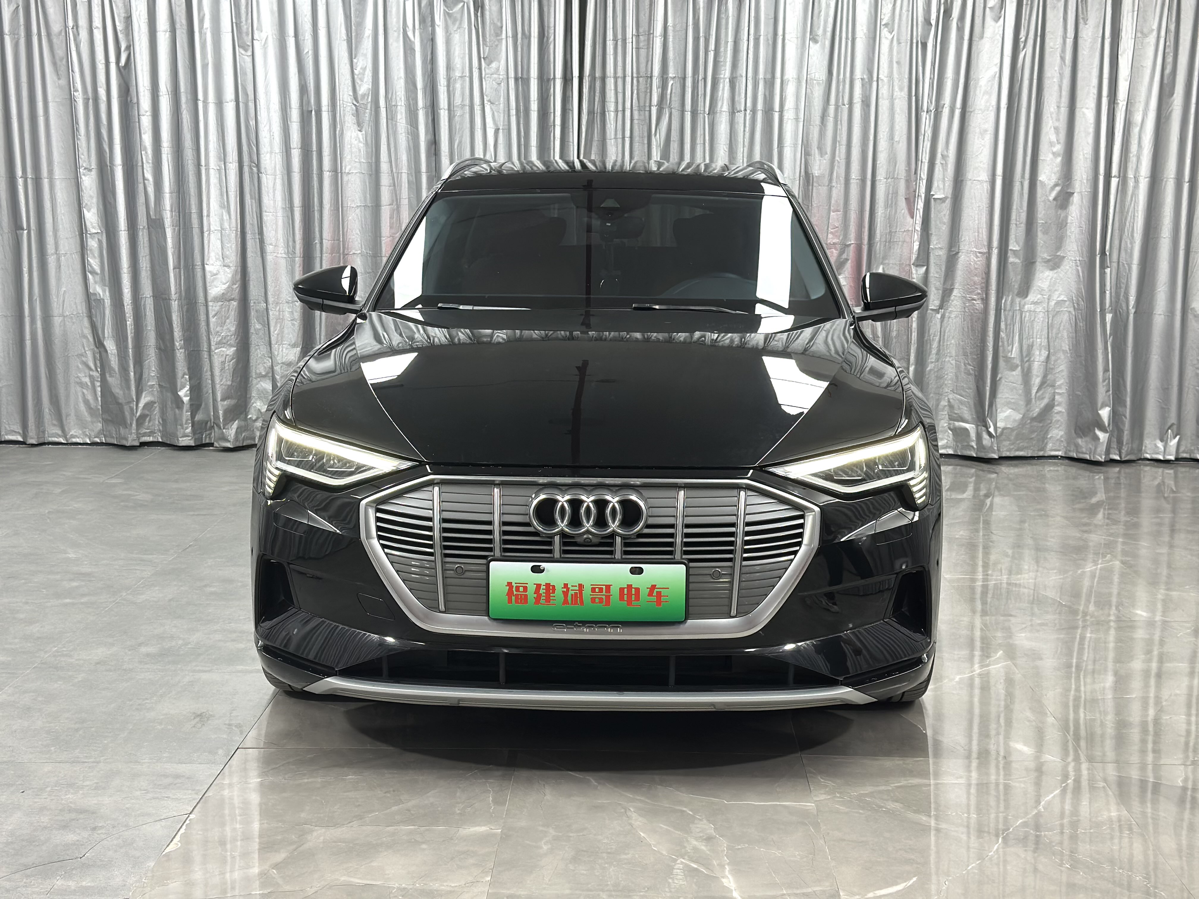 Audi e-tron (Imported) 2020 car image #3