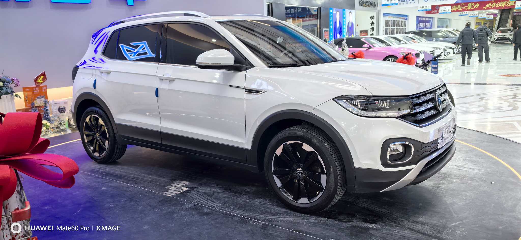 Volkswagen Tacqua 2020 immagine di auto #3