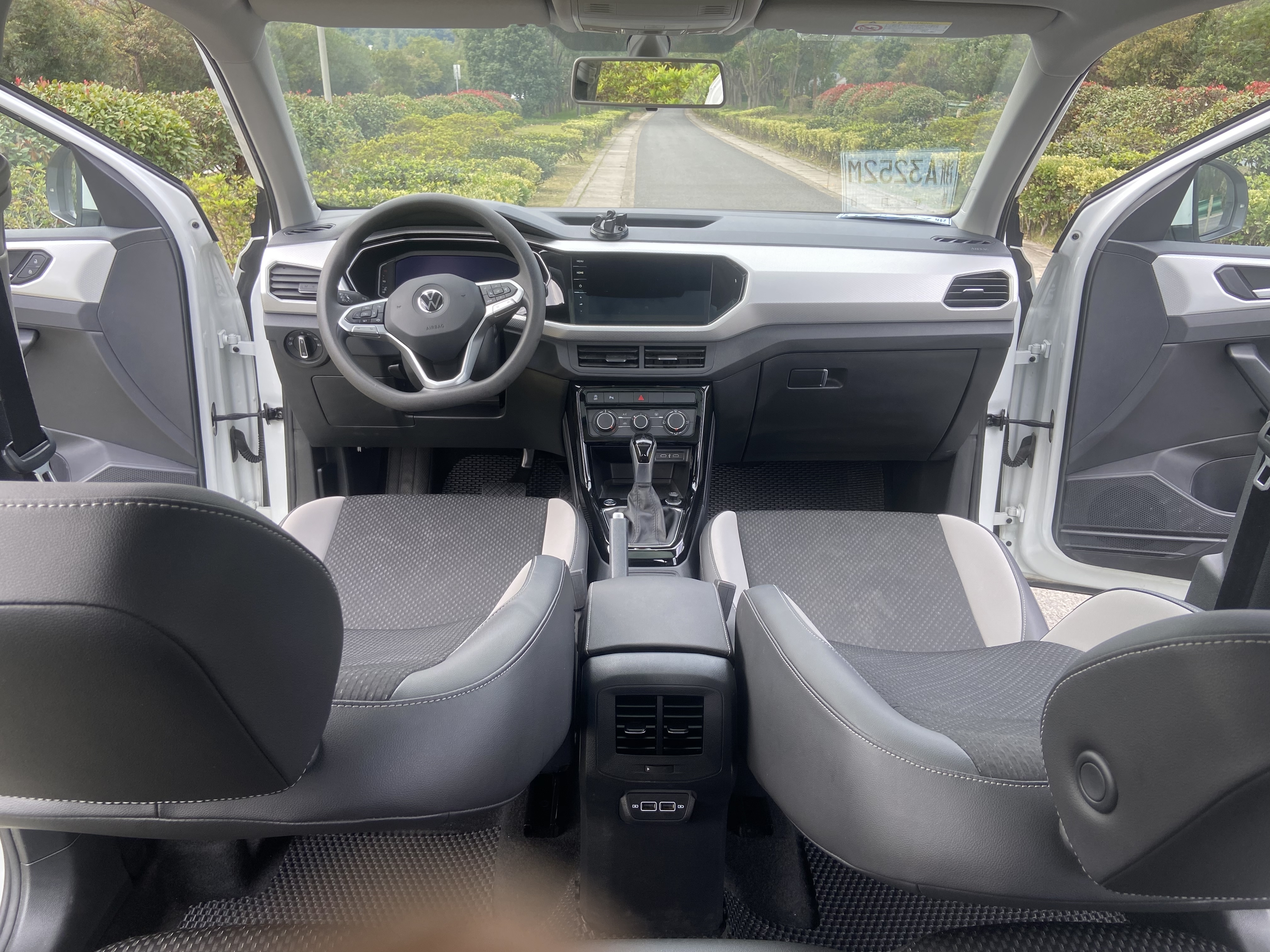 Tacqua 2023 car image #3