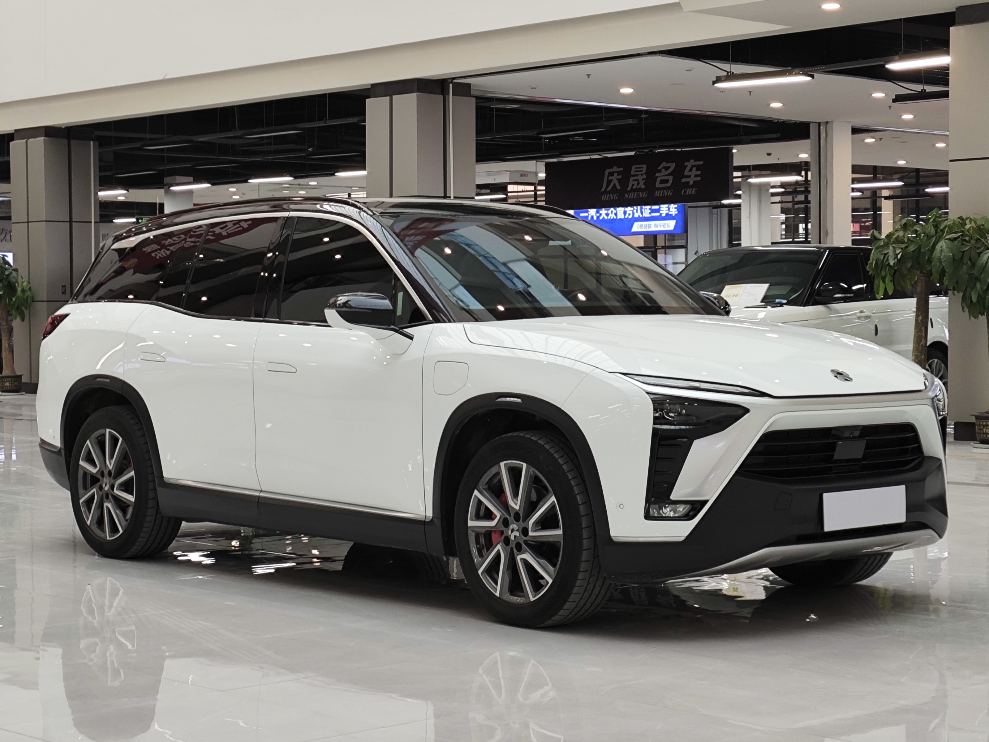 蔚来 蔚来ES8 2022 汽车图片 #3