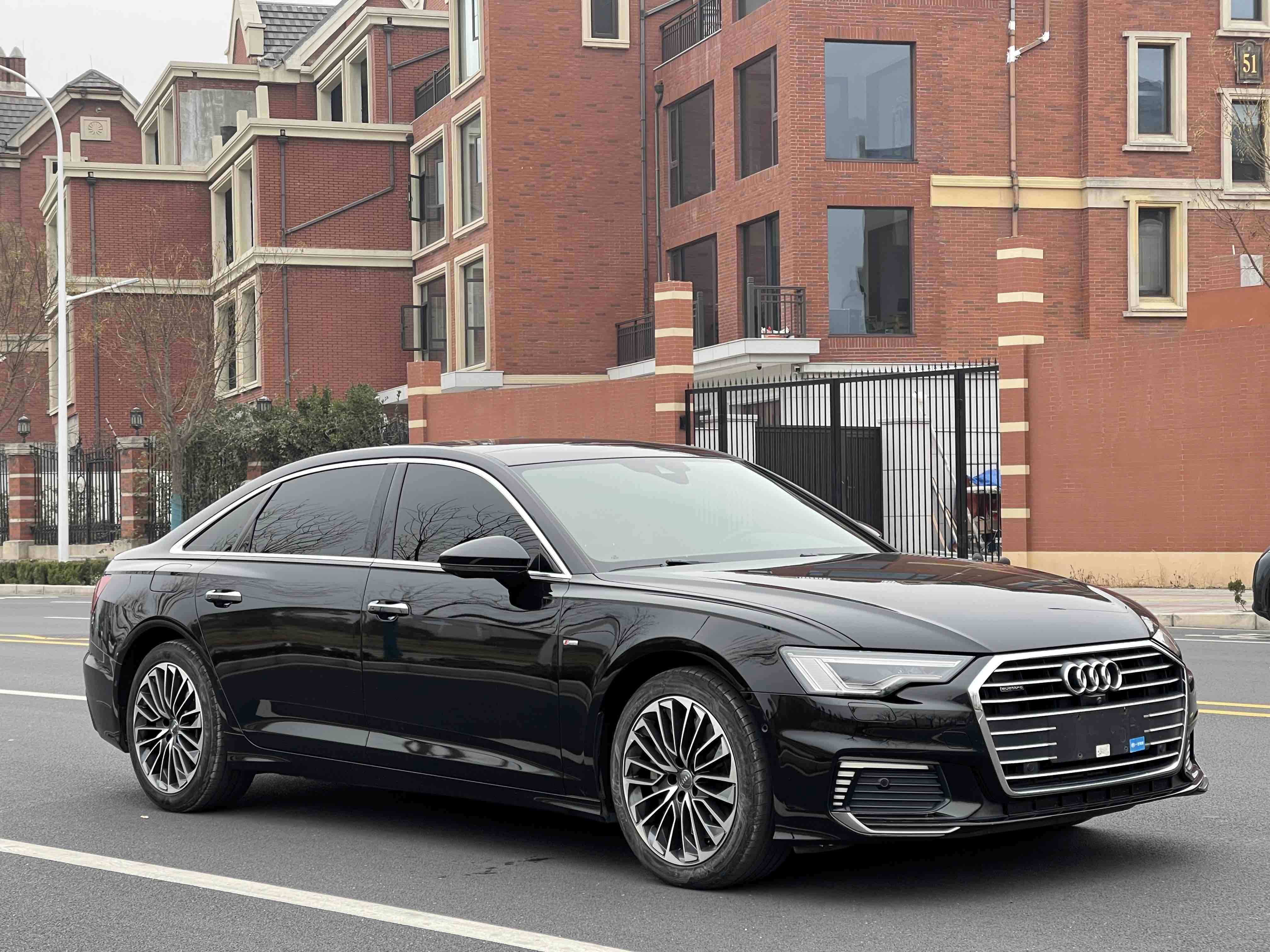 Audi A6L New Energy 2020 #3 Audi A6L New Energy 2020 car image #3