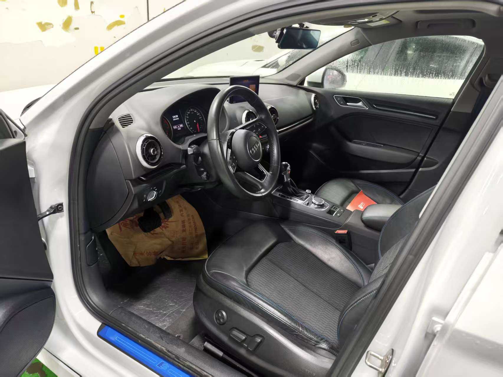 Audi A3 2021 car image #3