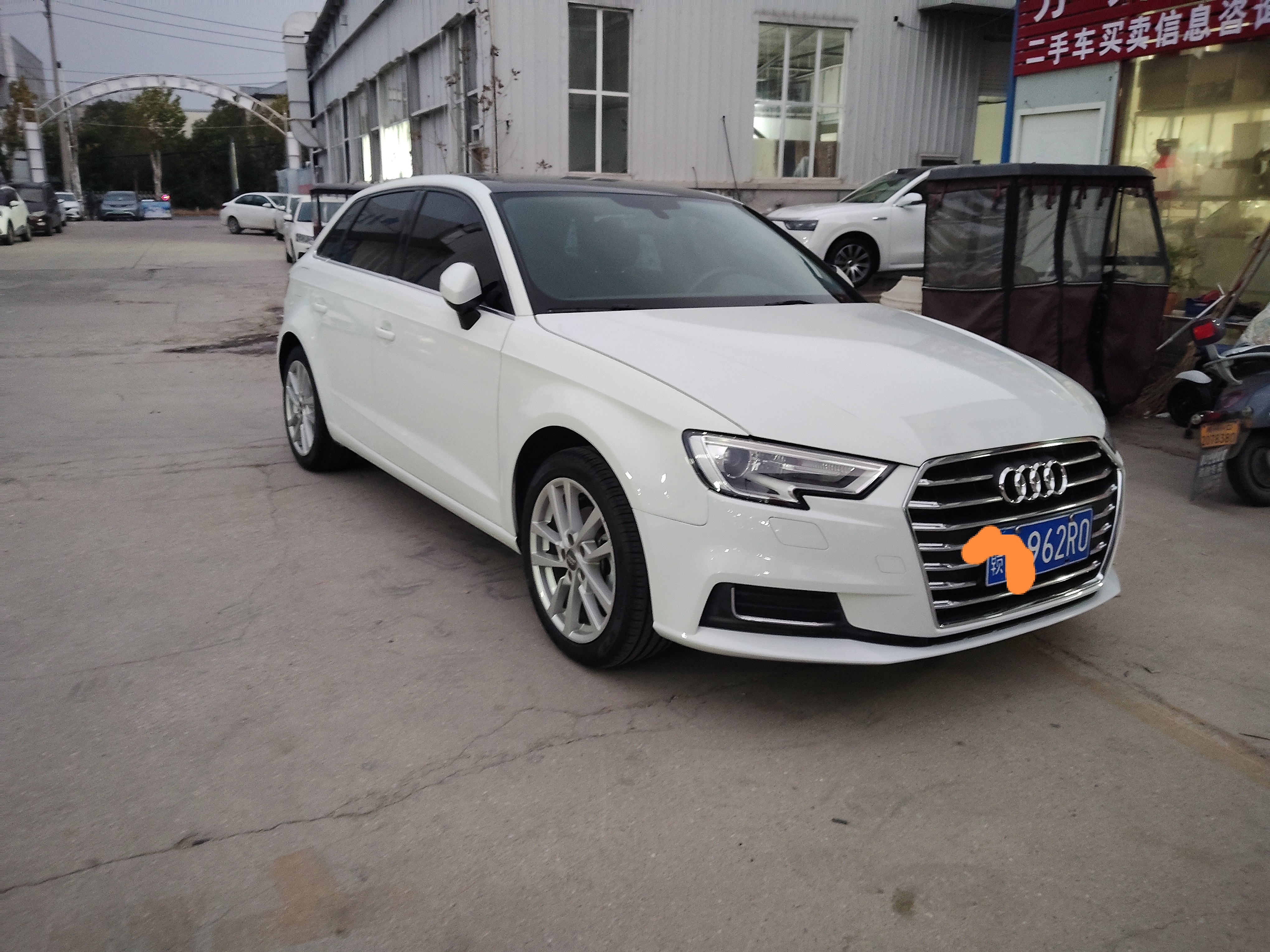 Audi A3 2019 car image #3