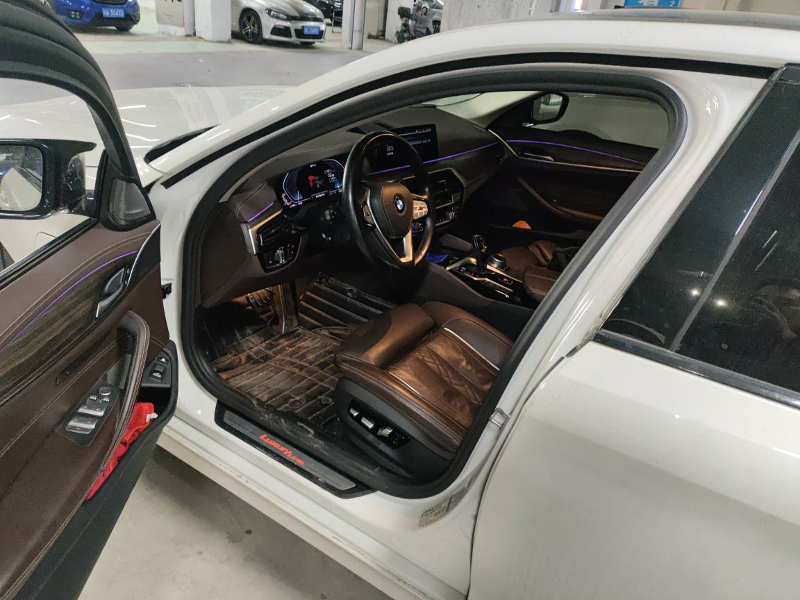 BMW 5 Series New Energy 2019 #3 BMW 5 Series New Energy 2019 car image #3