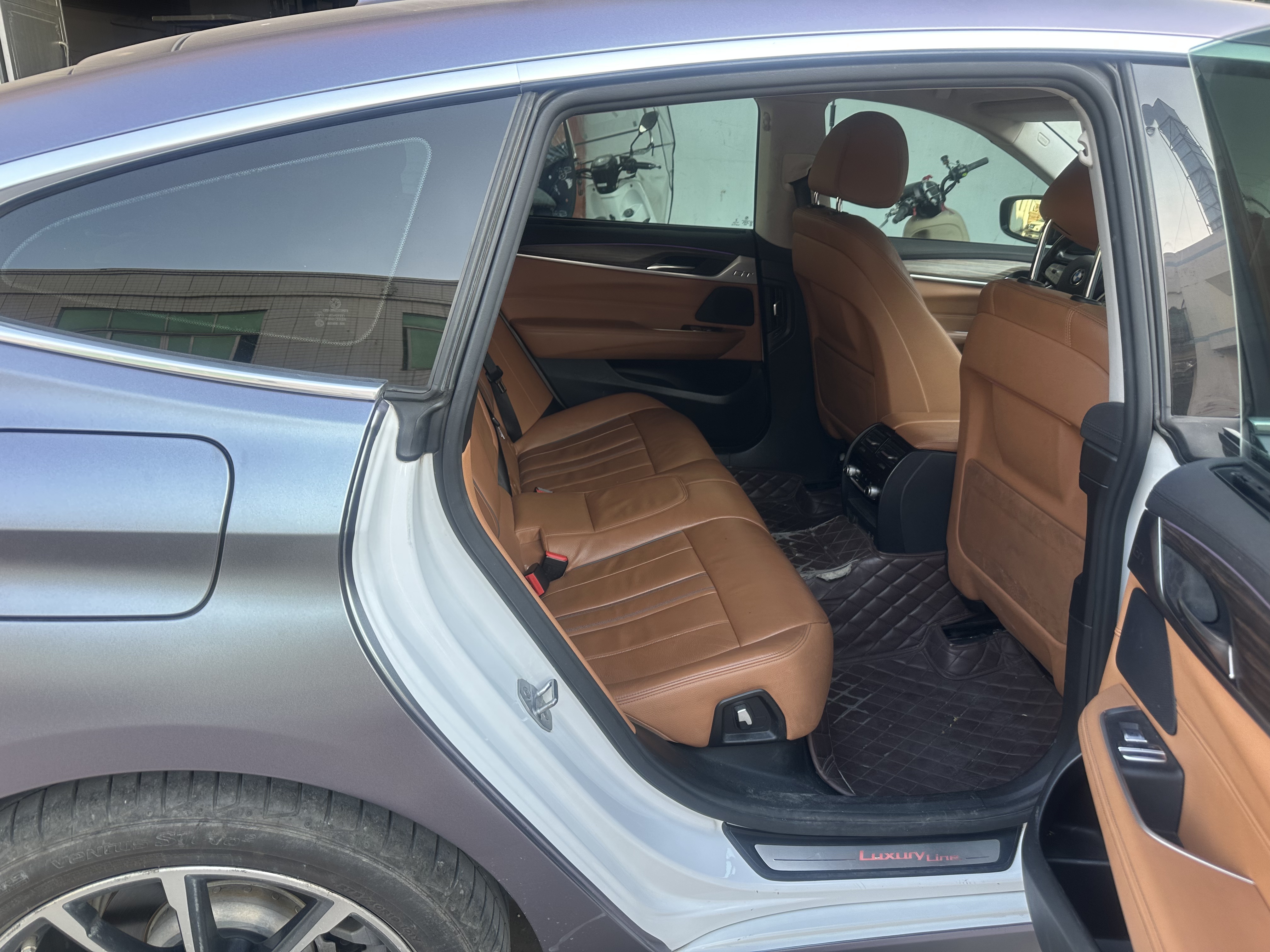 BMW 6 Series GT 2020 car image #3