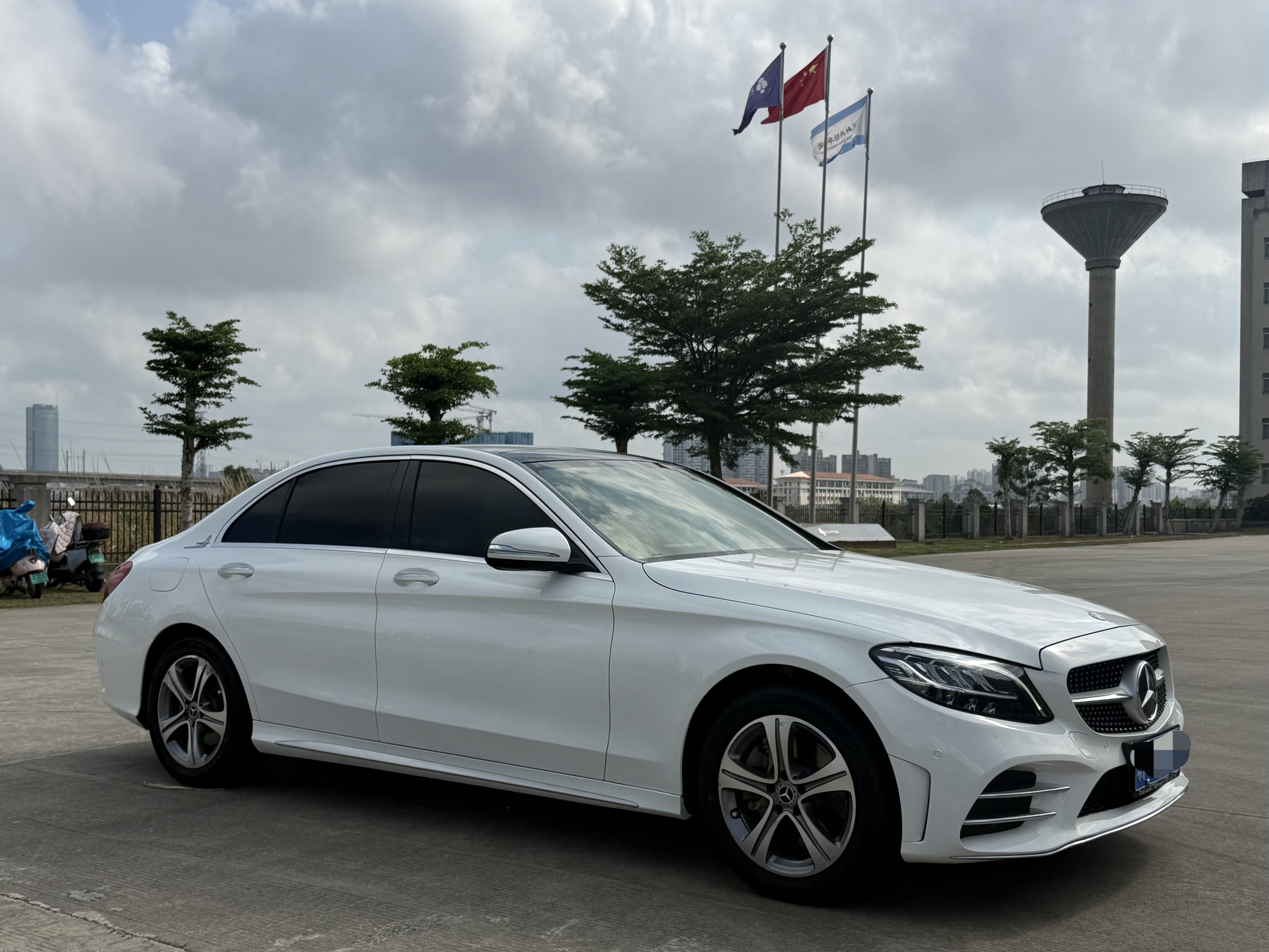 Mercedes-Benz C Class 2020 car image #3