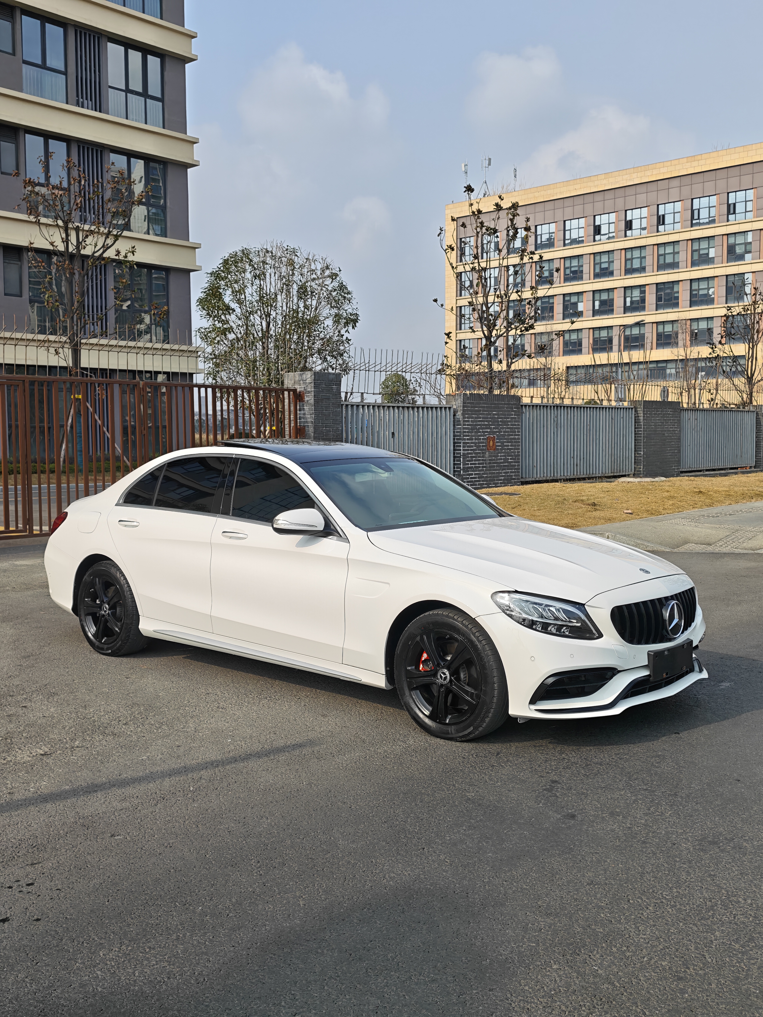 Mercedes-Benz C Class 2020 car image #3