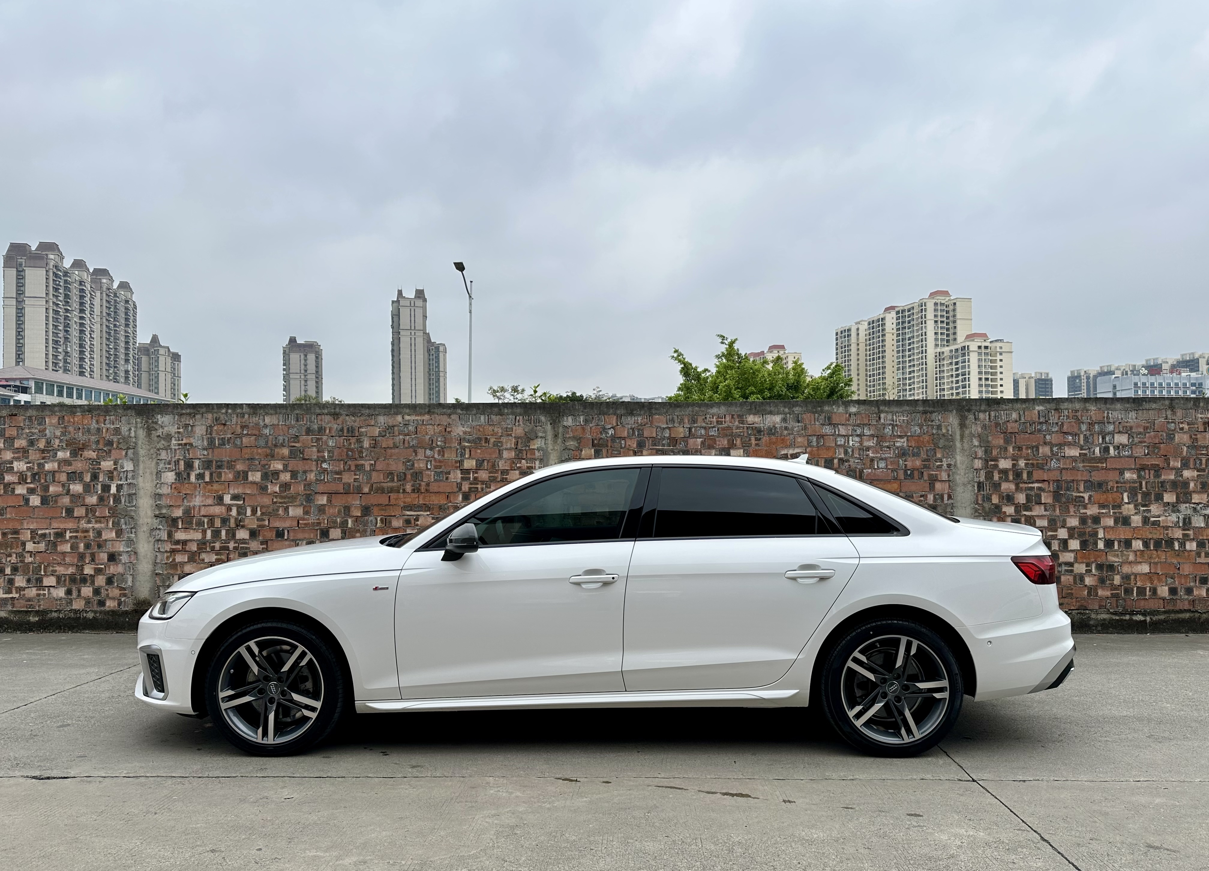 Audi A4L 2020 #3 Audi A4L 2020 car image #3