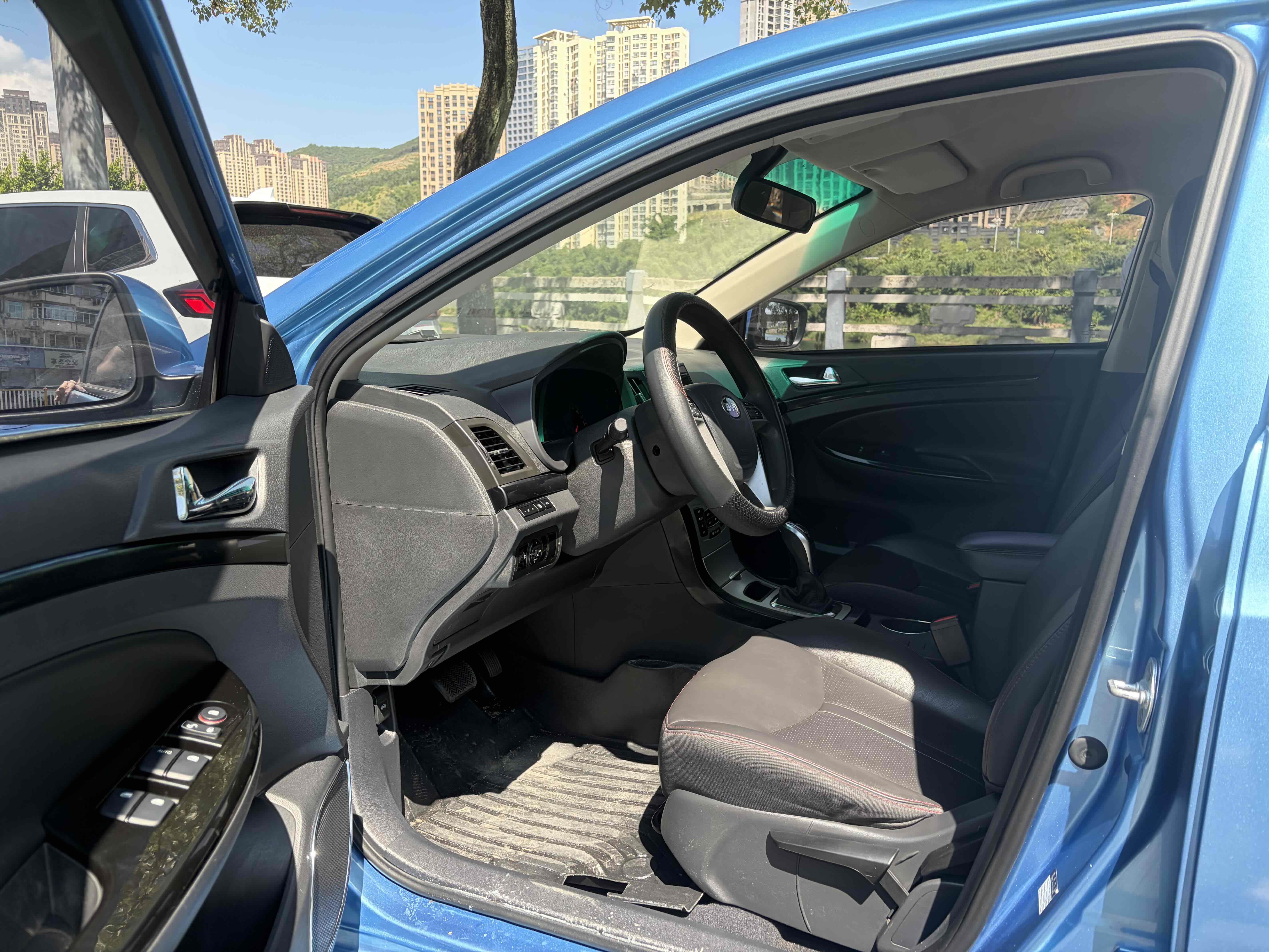 BYD e5 2022 #3 BYD e5 2022 car image #3