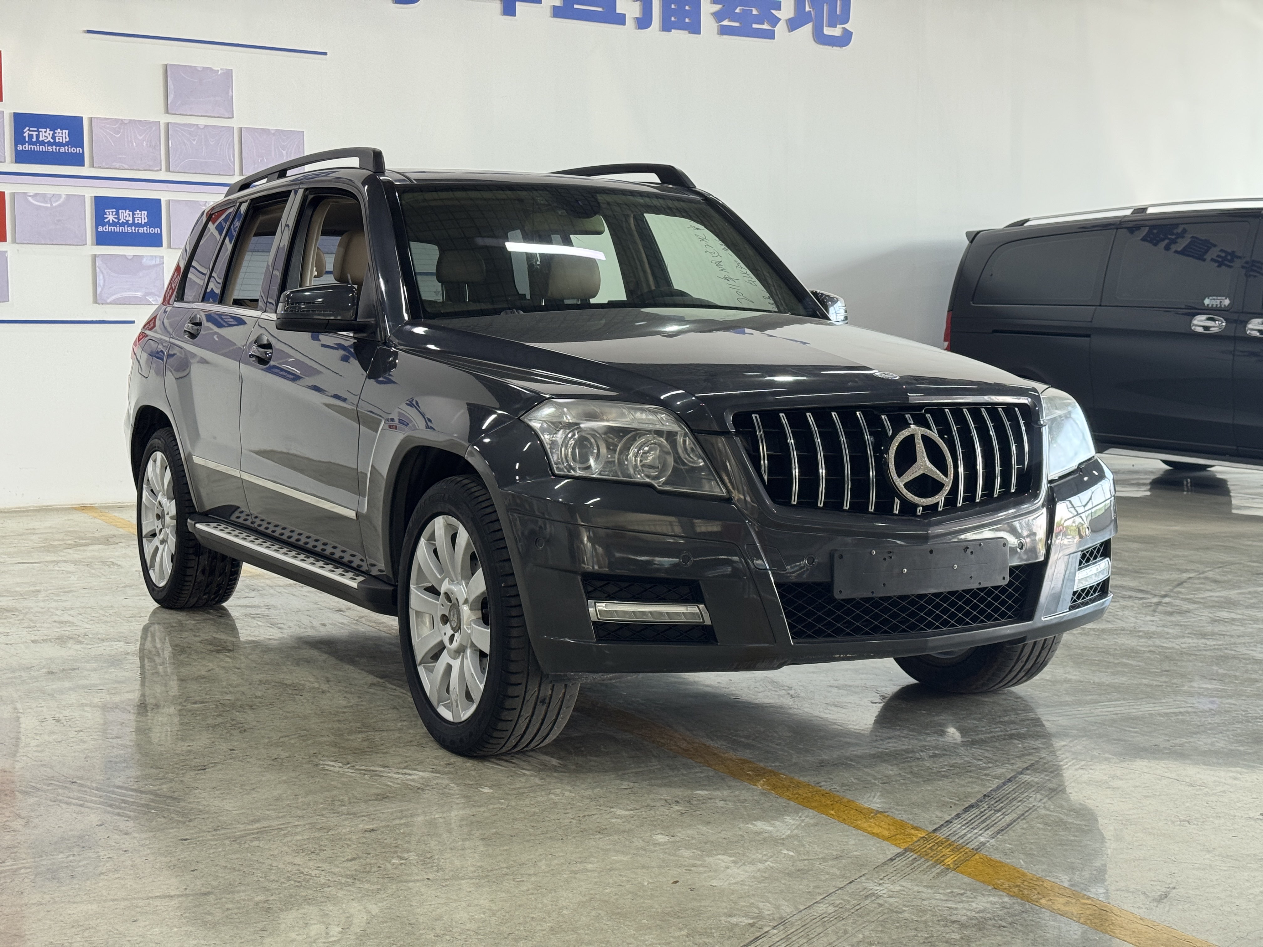 Mercedes-Benz GLK Class (Imported) 2011 immagine di auto #3