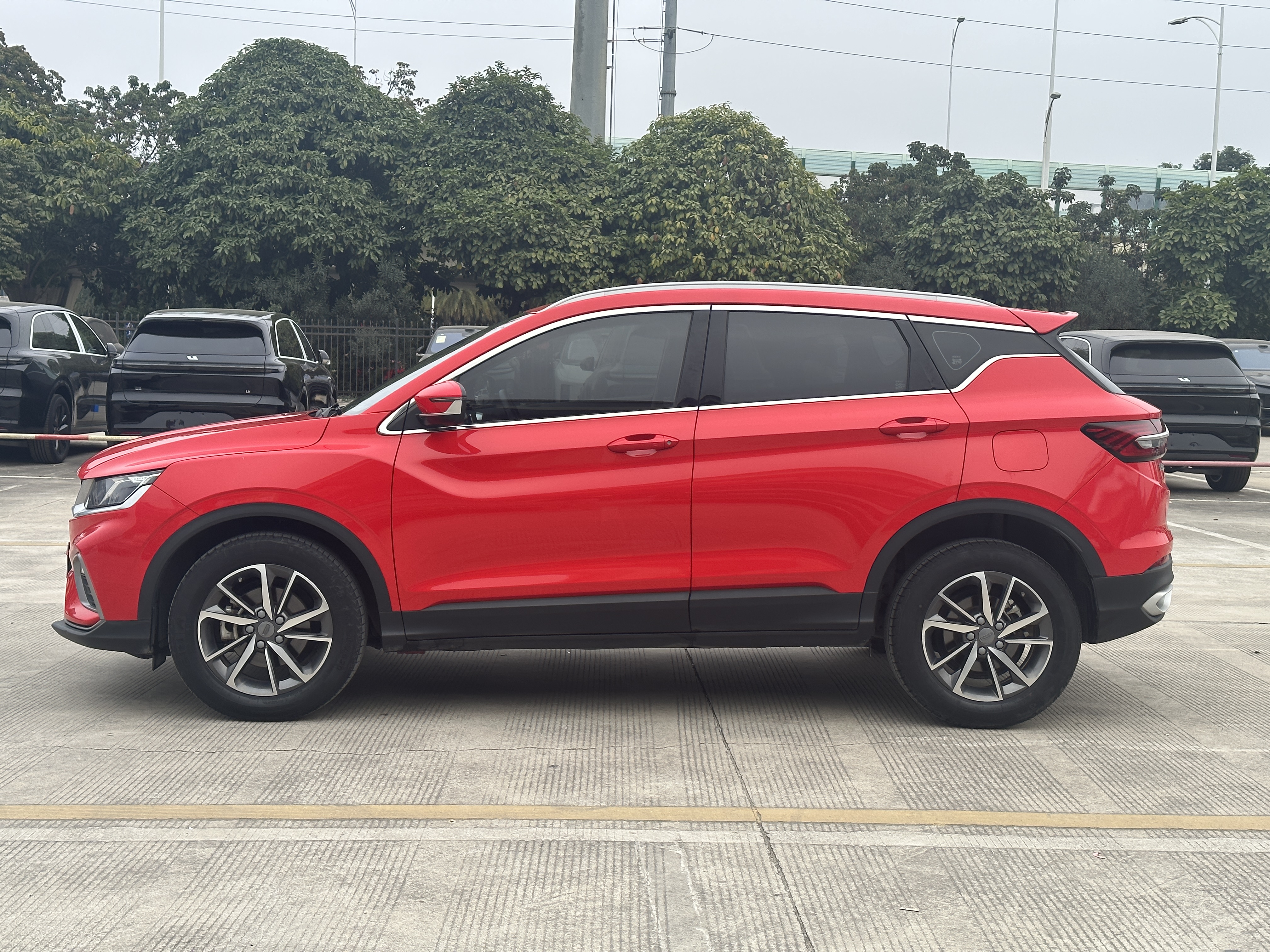 GEELY Coolray 2021 #3 GEELY Coolray 2021 car image #3