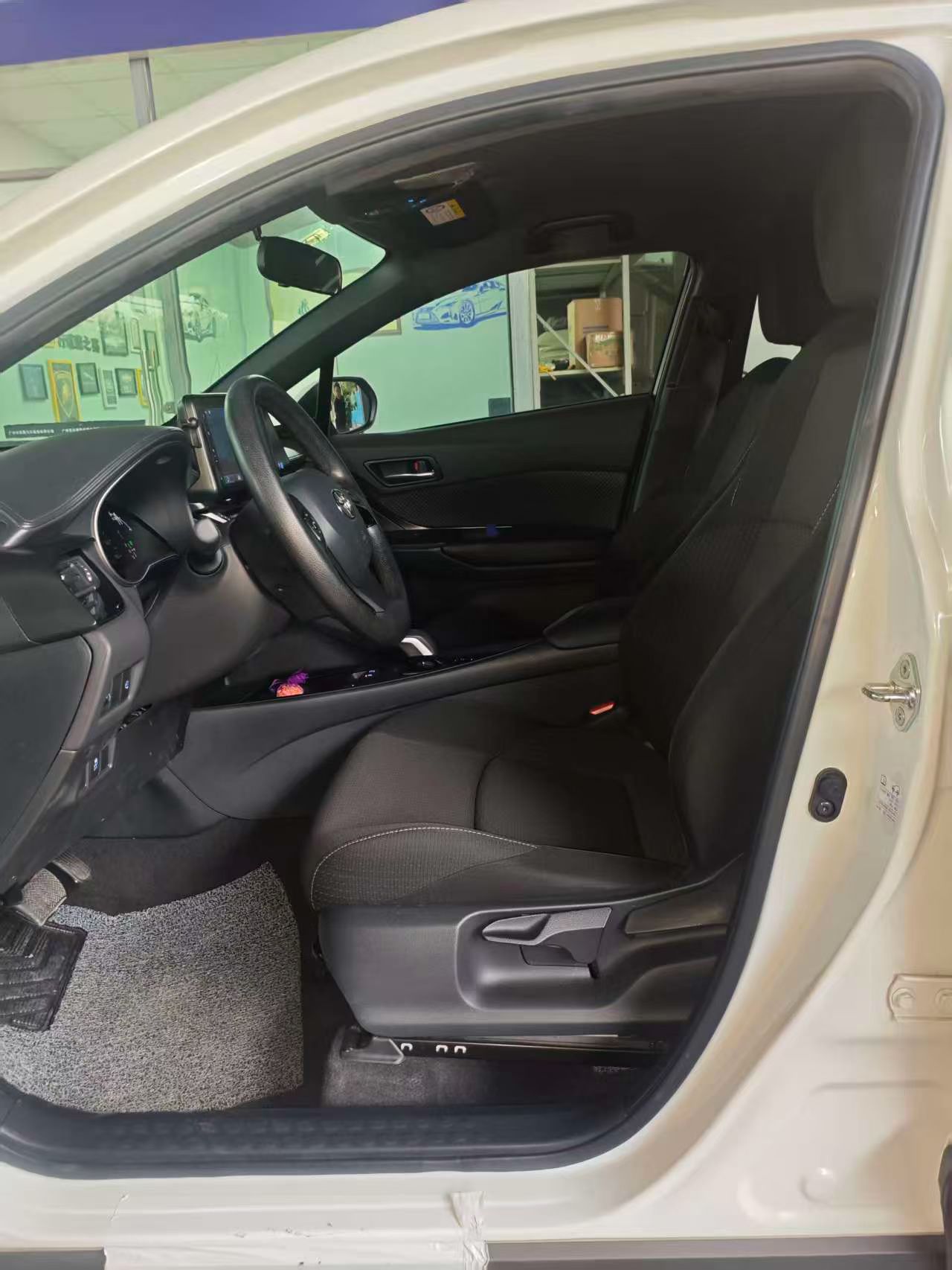 Toyota C-HR EV 2021 #3 Toyota C-HR EV 2021 immagine di auto #3