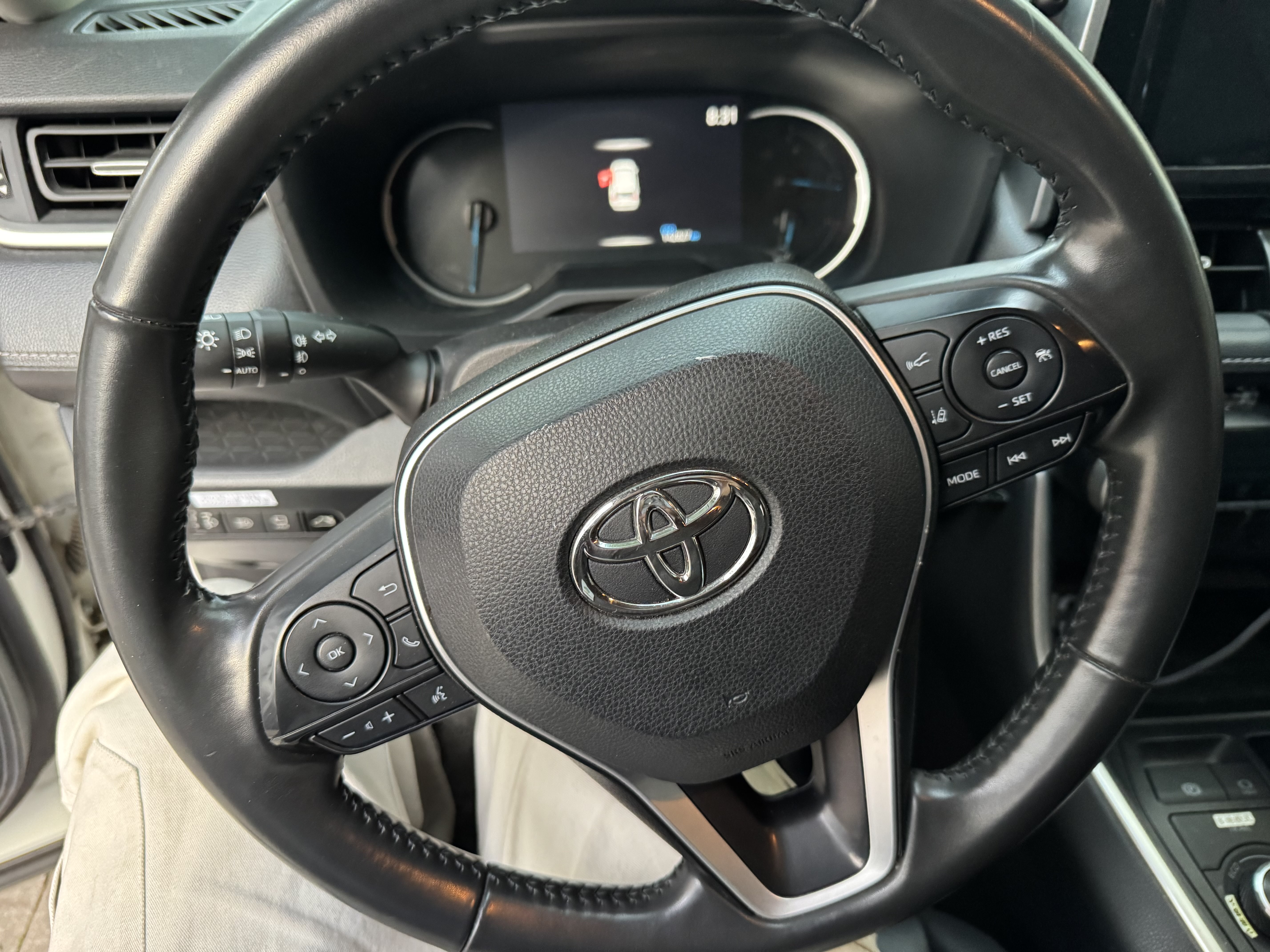 Toyota RAV4 2020 car image #3