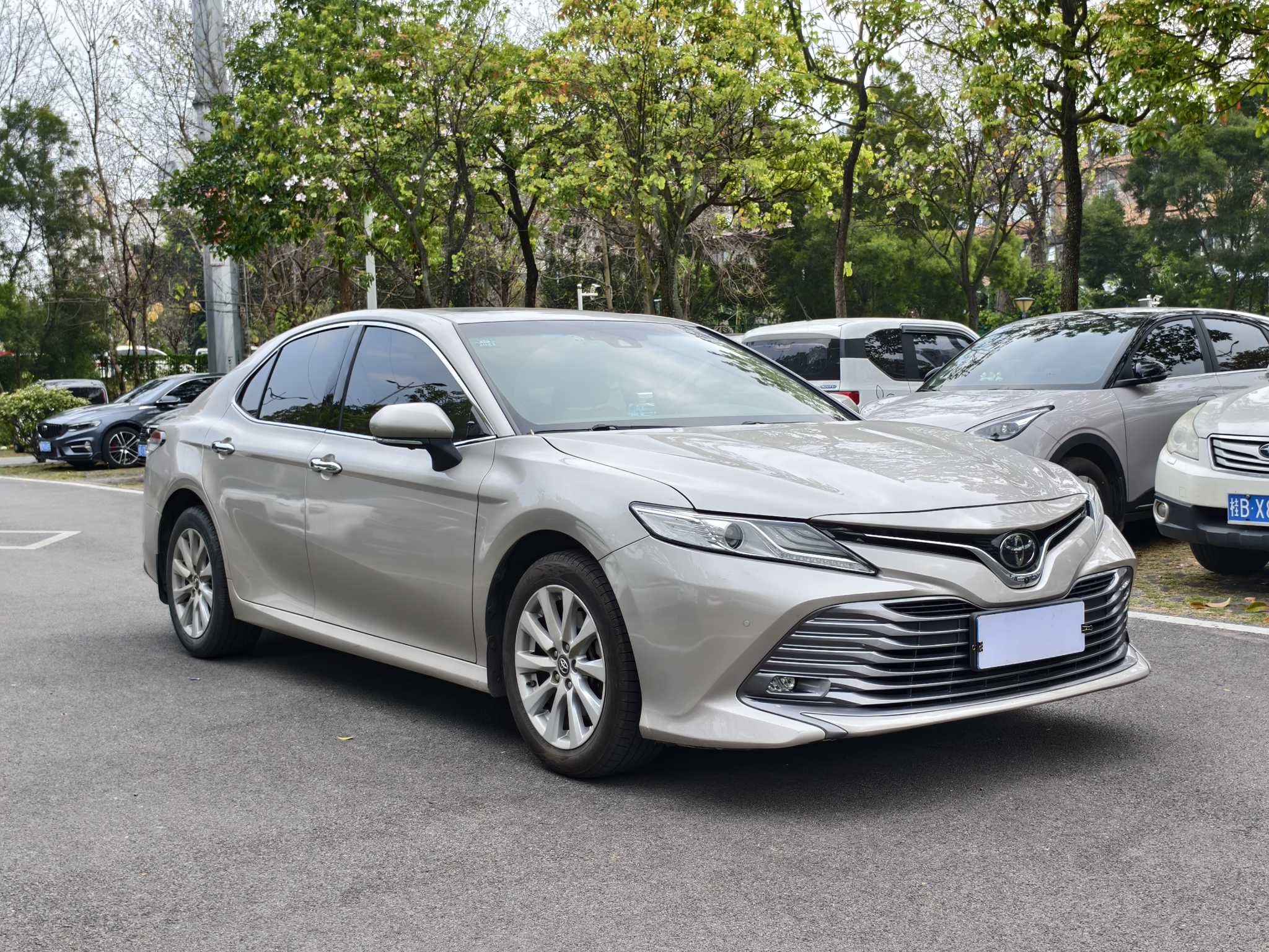 Toyota Camry 2020 car image #3