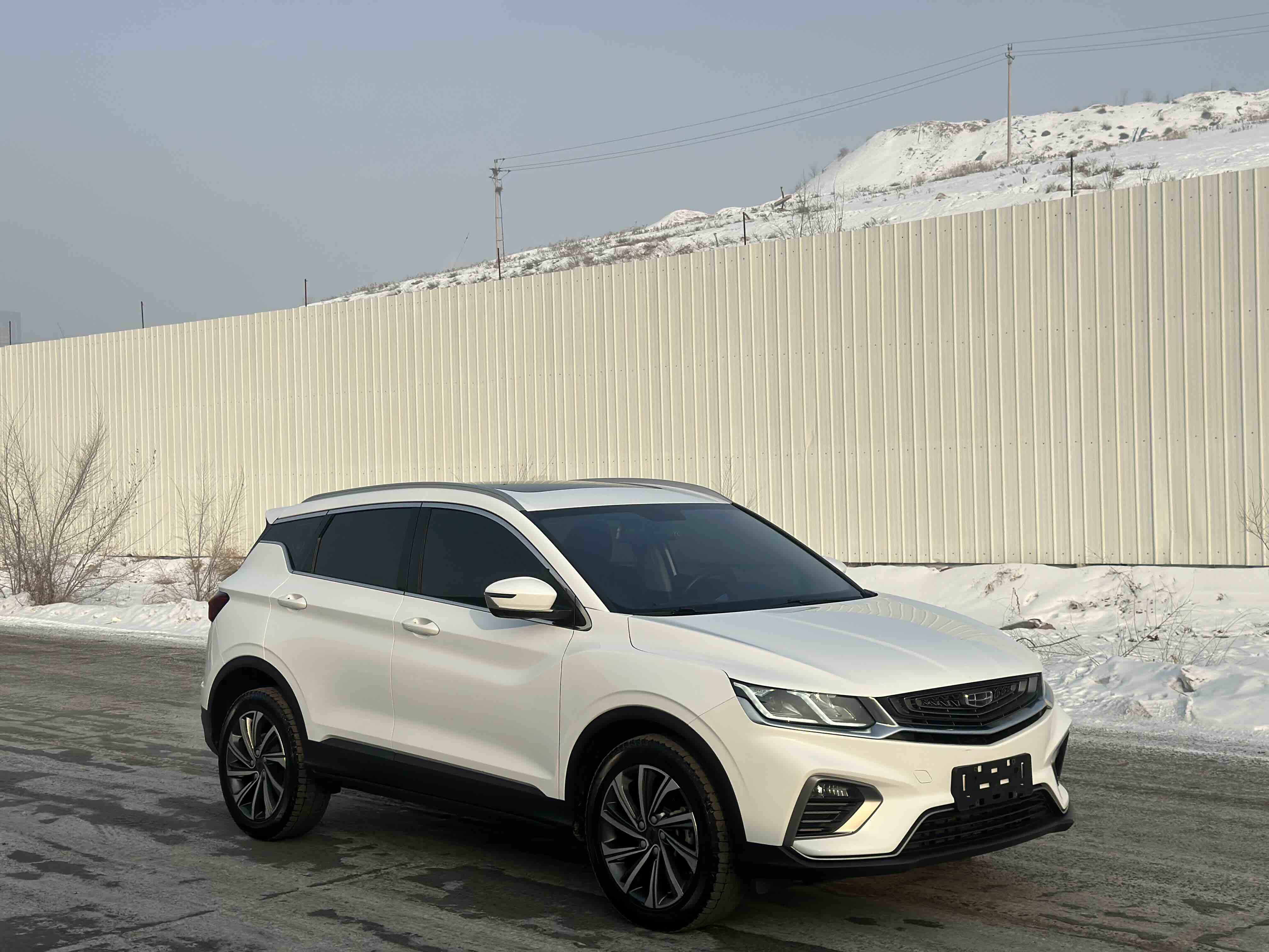 GEELY Coolray 2019 #3 GEELY Coolray 2019 car image #3