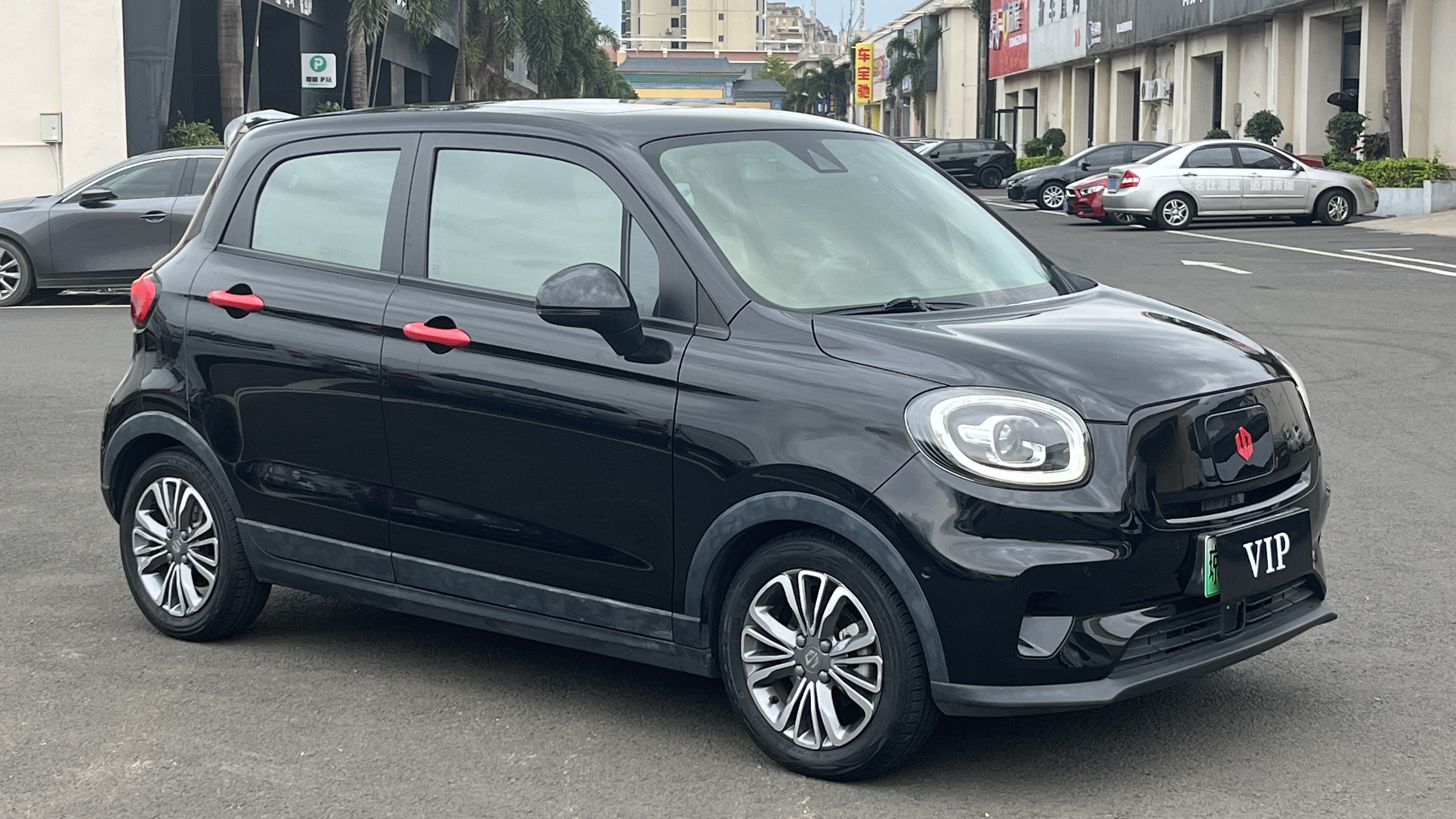 零跑汽车 零跑T03 2021 汽车图片 #3