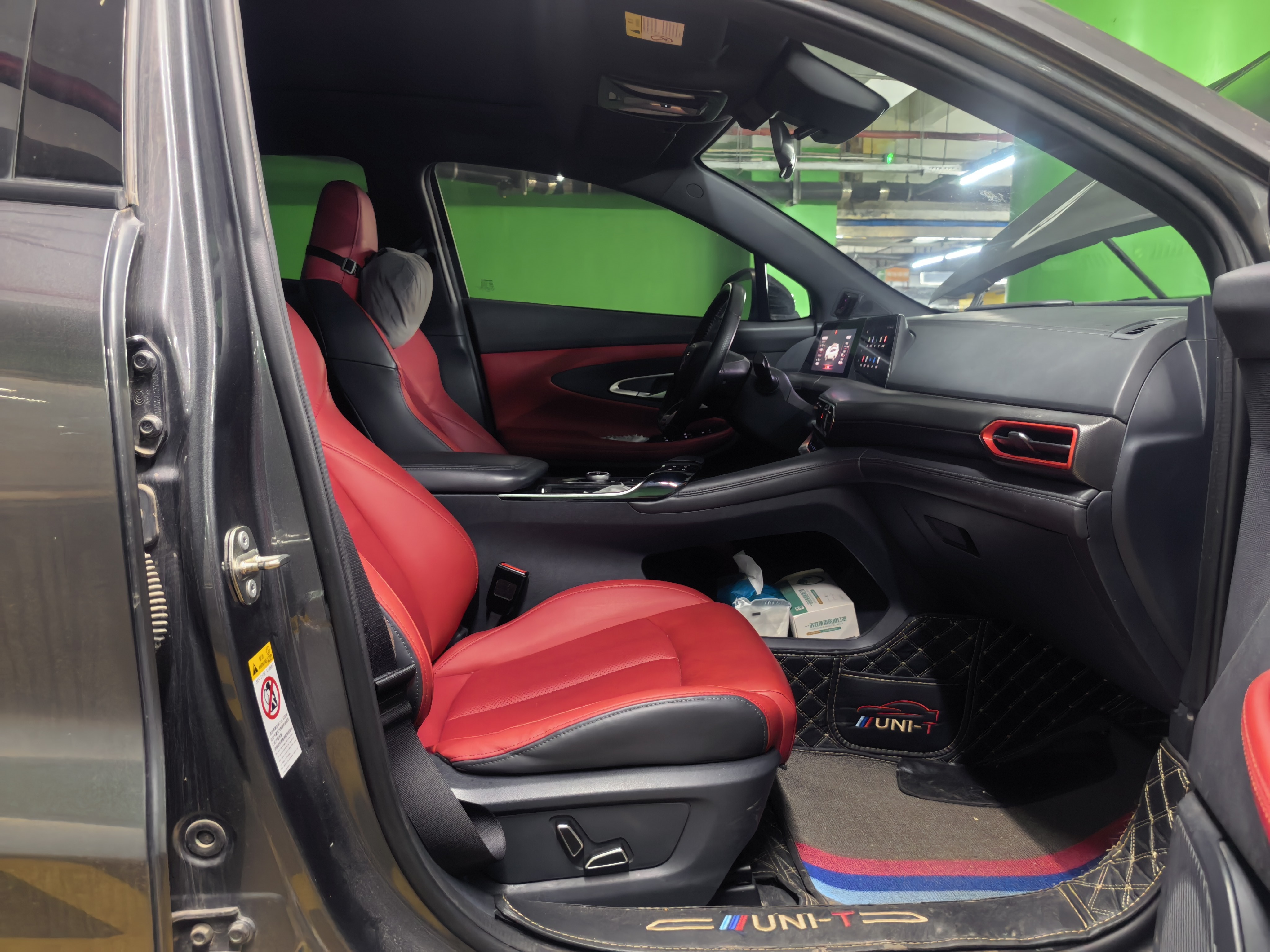 Changan UNI-T 2020 imagen de coche #3