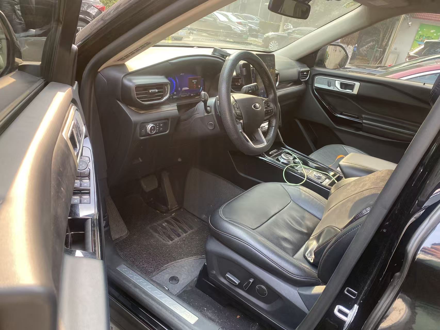 Ford Explorer 2022 #3 Ford Explorer 2022 car image #3