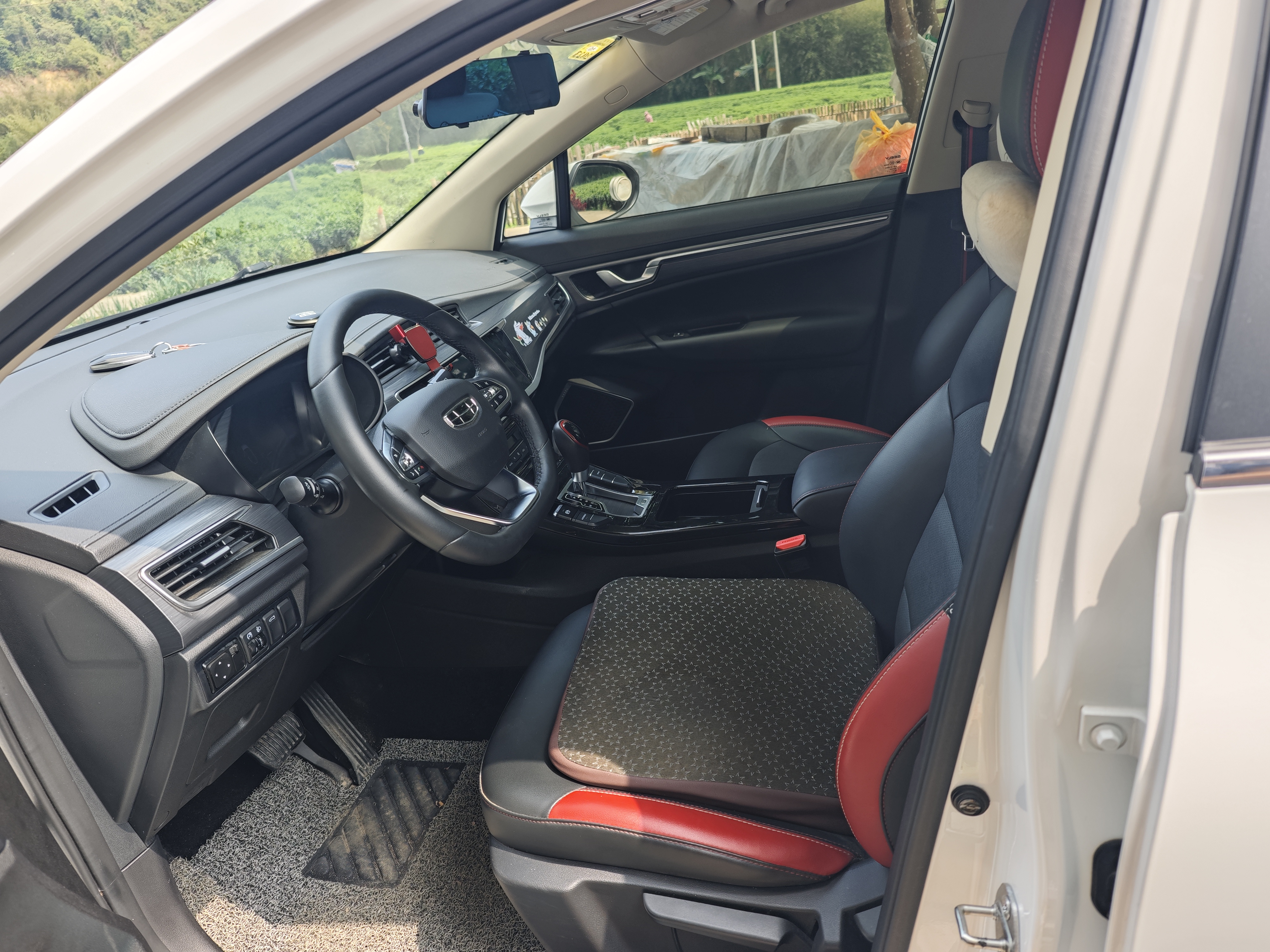 Emgrand GS 2021 car image #3