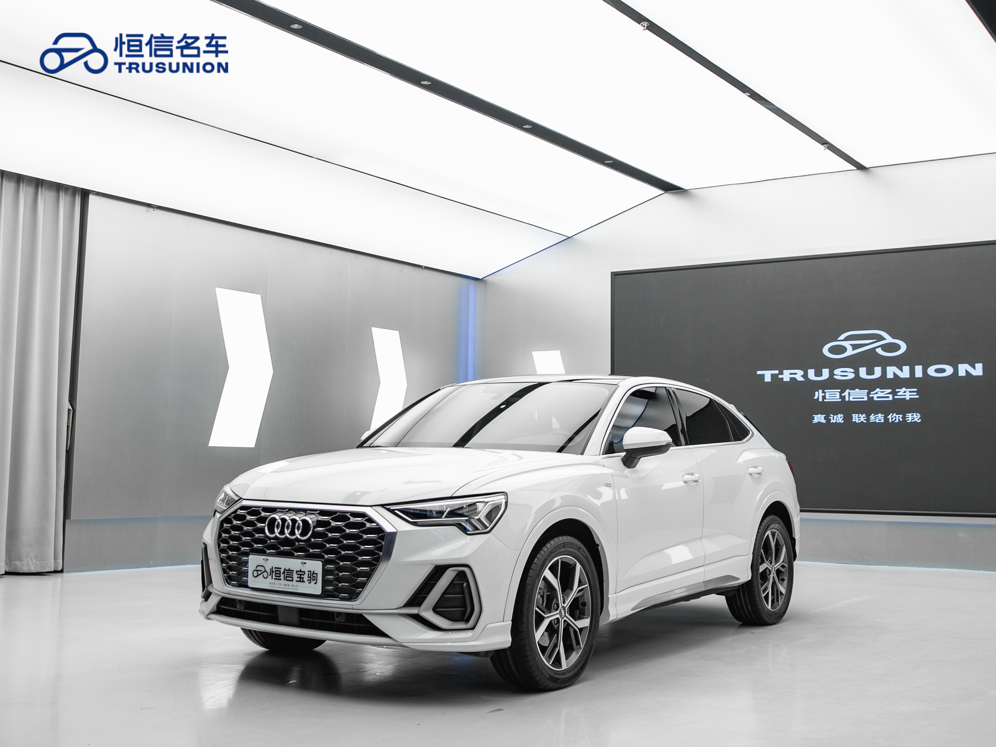 Audi Q3 Sportback 2021 изображение автомобиля #3