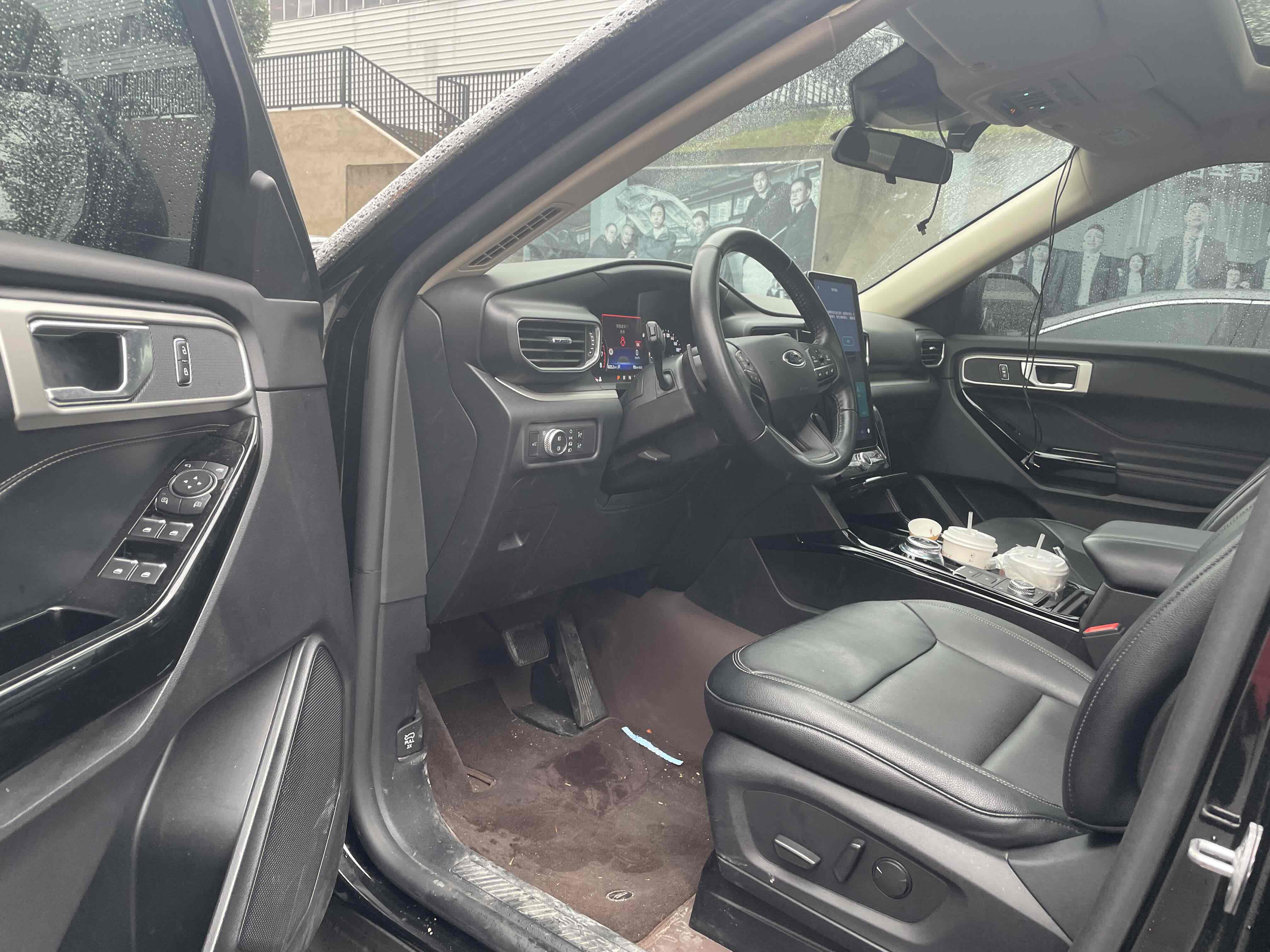 Ford Explorer 2021 #3 Ford Explorer 2021 car image #3