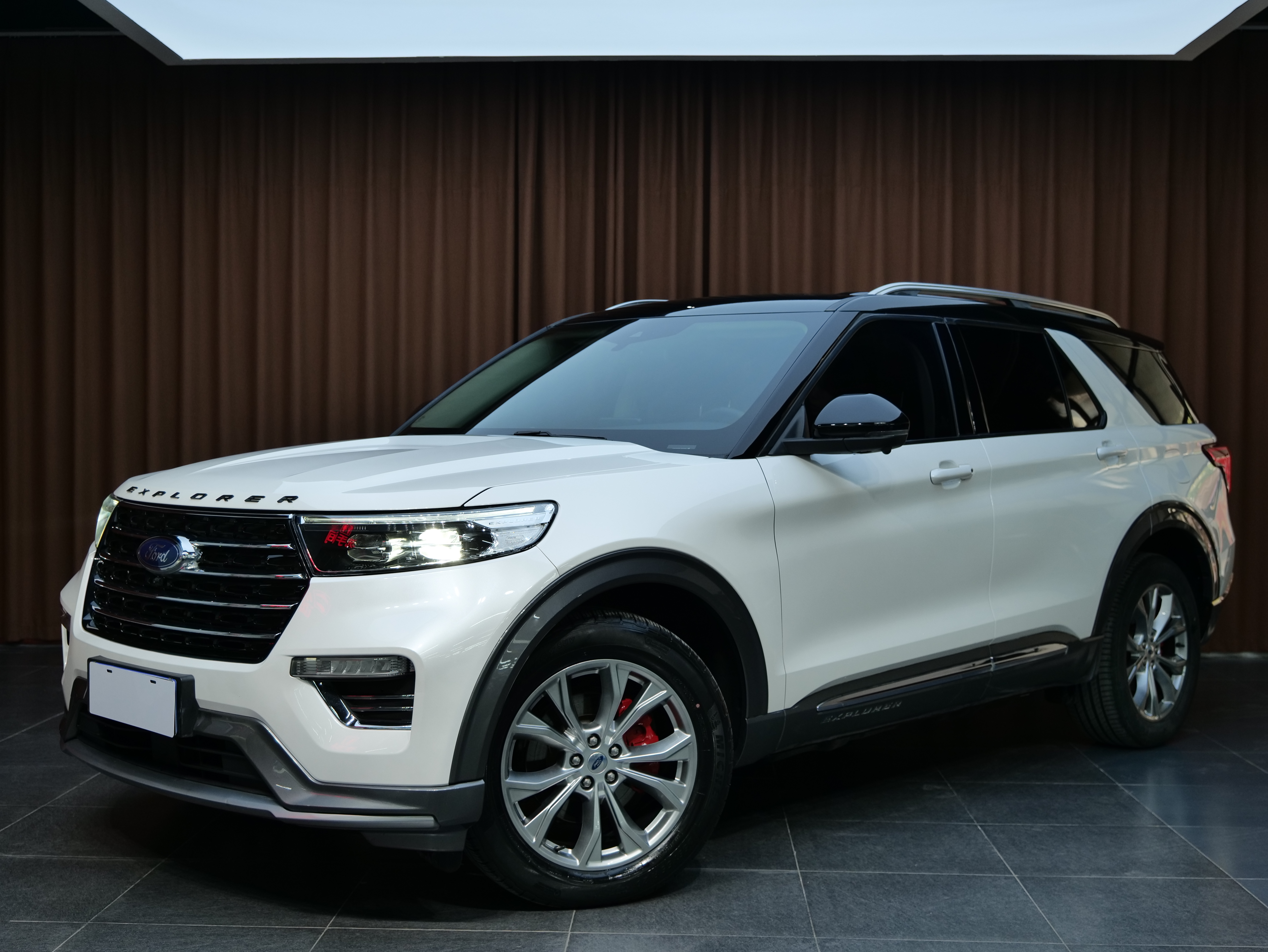 Ford Explorer 2021 #3 Ford Explorer 2021 car image #3