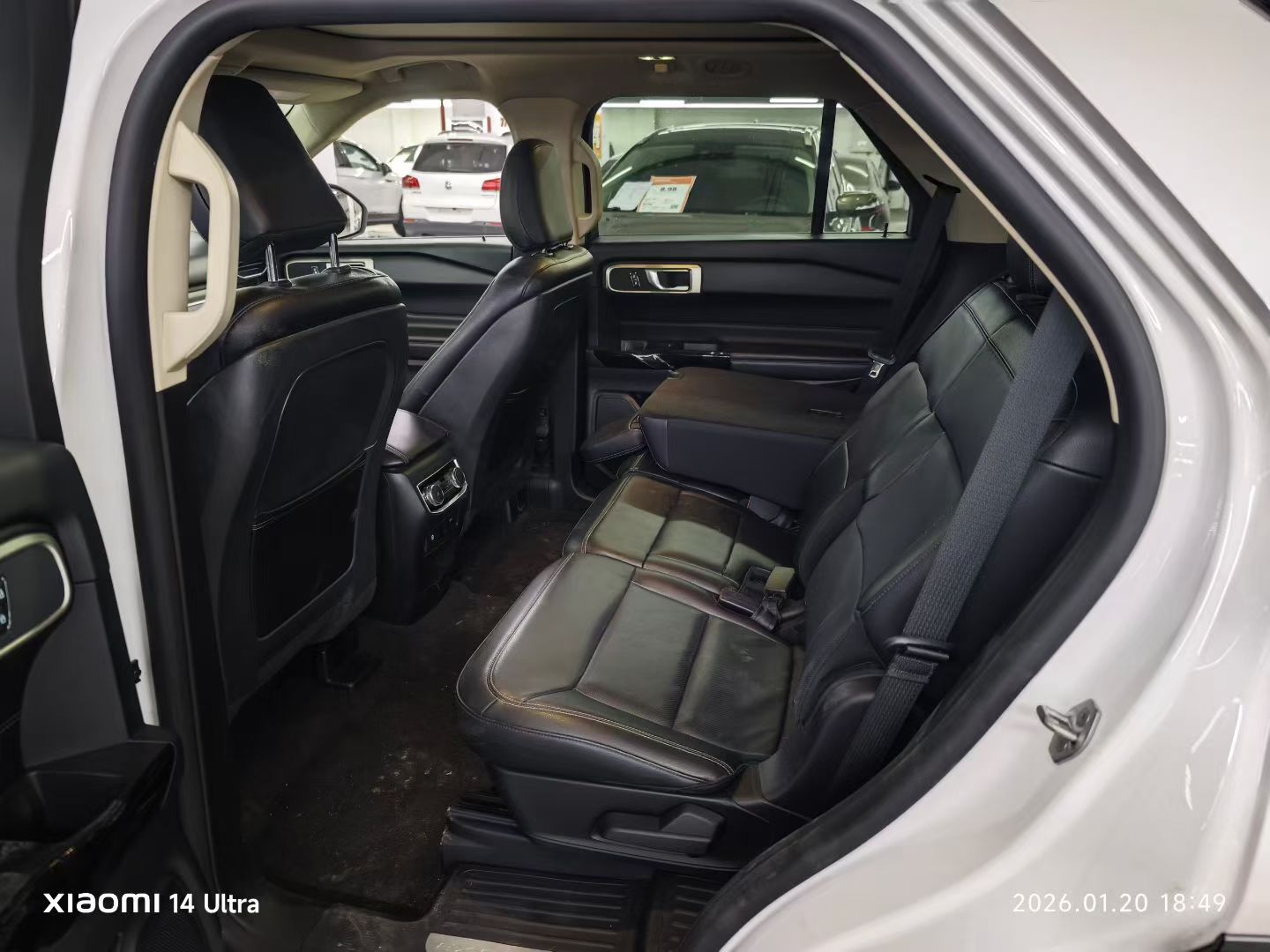 Ford Explorer 2020 immagine di auto #3