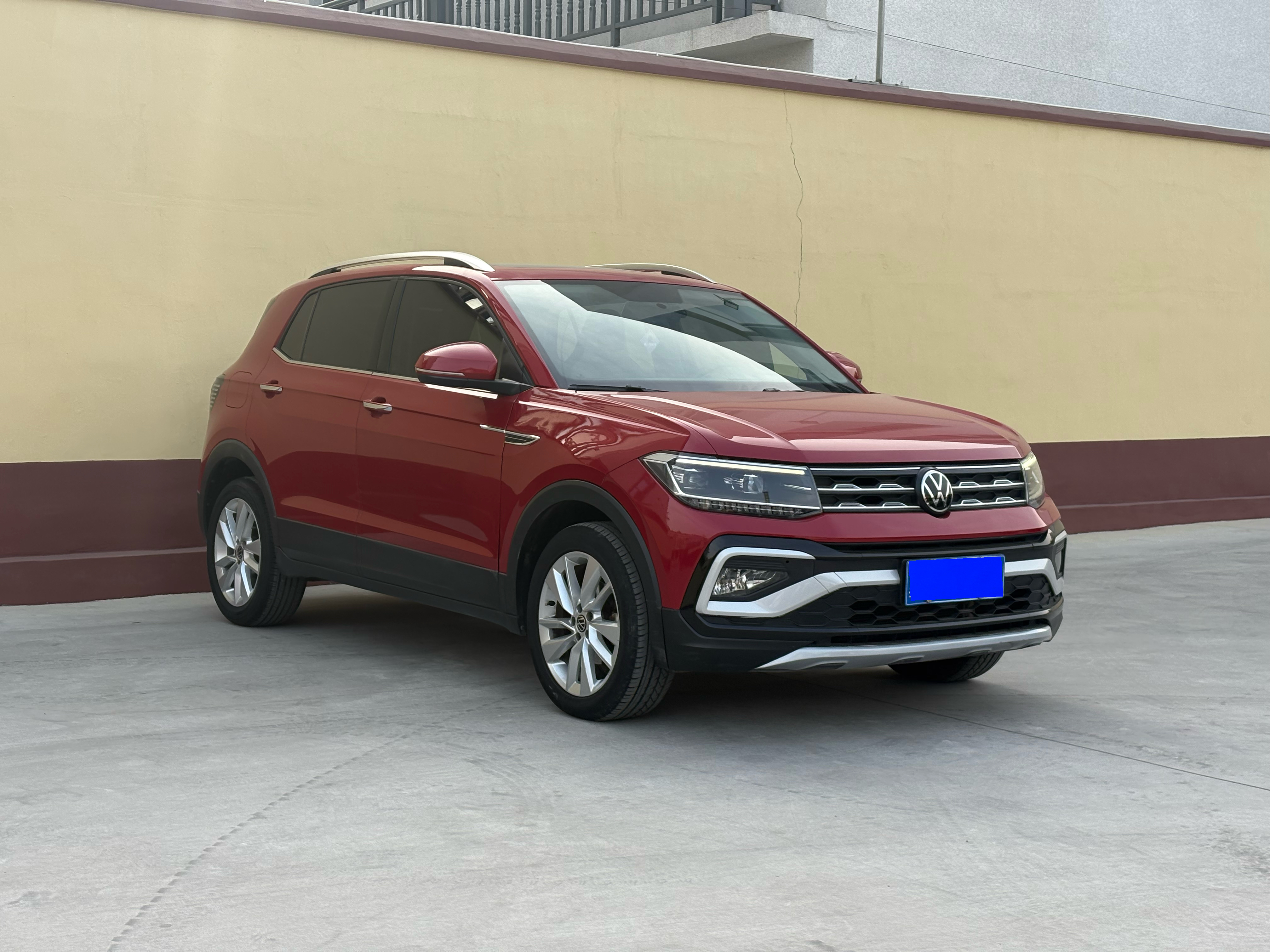 Volkswagen T-Cross 2021 #3 Volkswagen T-Cross 2021 car image #3