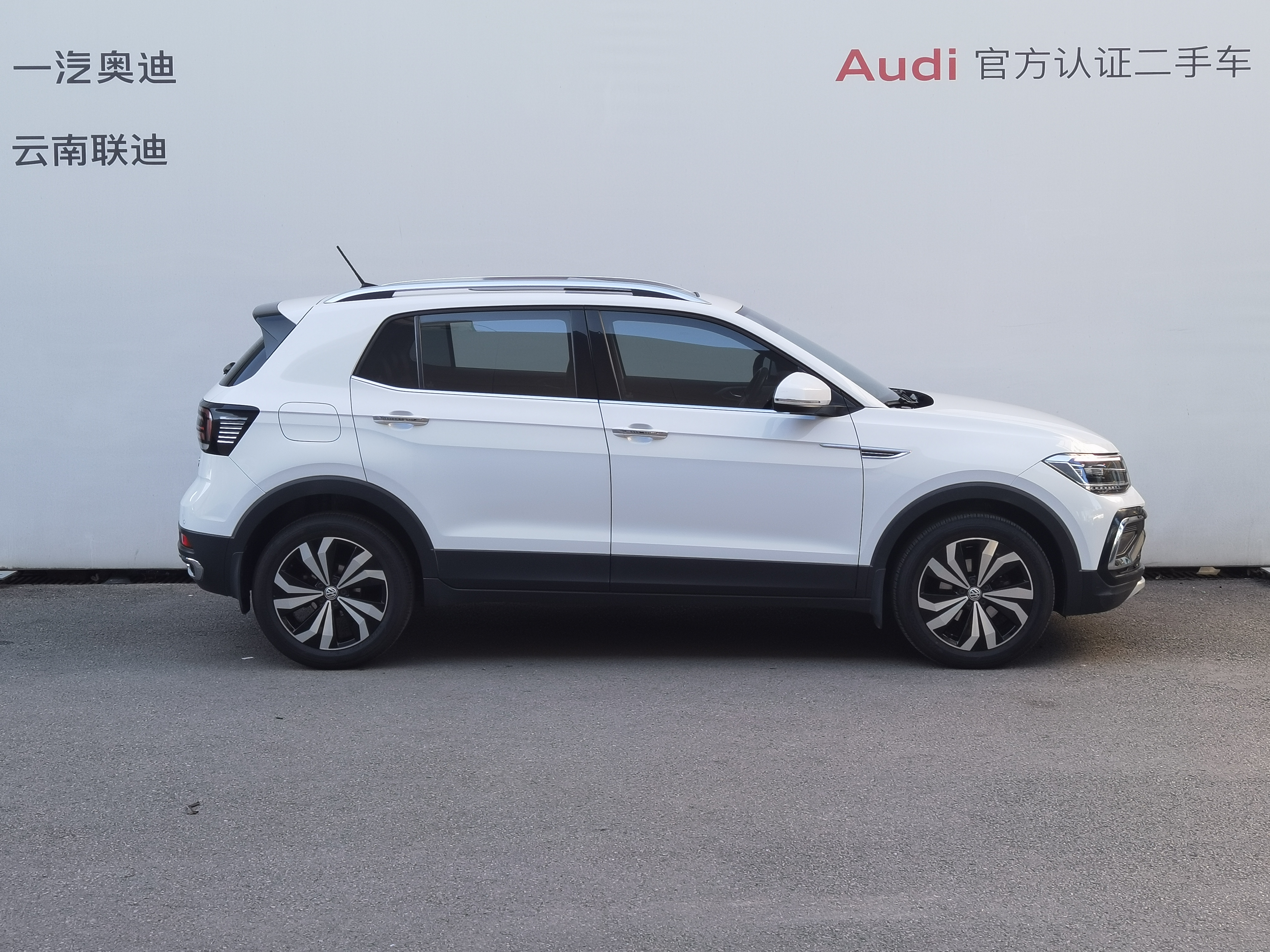 Volkswagen T-Cross 2020 #3 Volkswagen T-Cross 2020 car image #3
