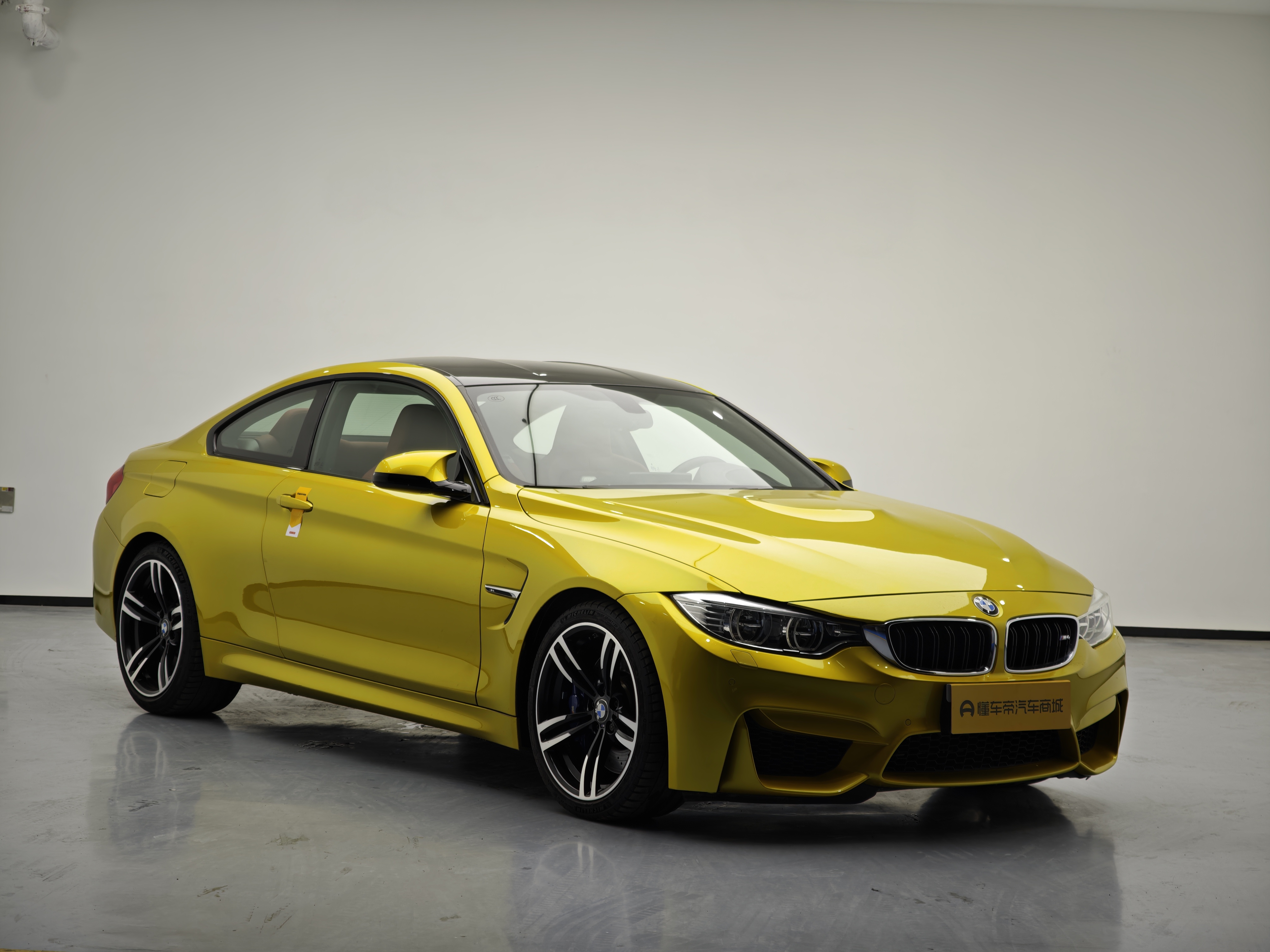 BMW M4 2016 car image #3