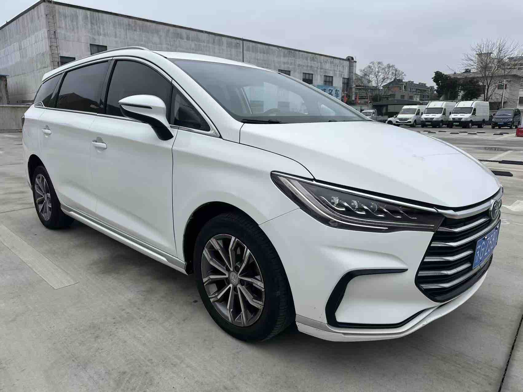 BYD Song MAX 2021 #3 BYD Song MAX 2021 изображение автомобиля #3