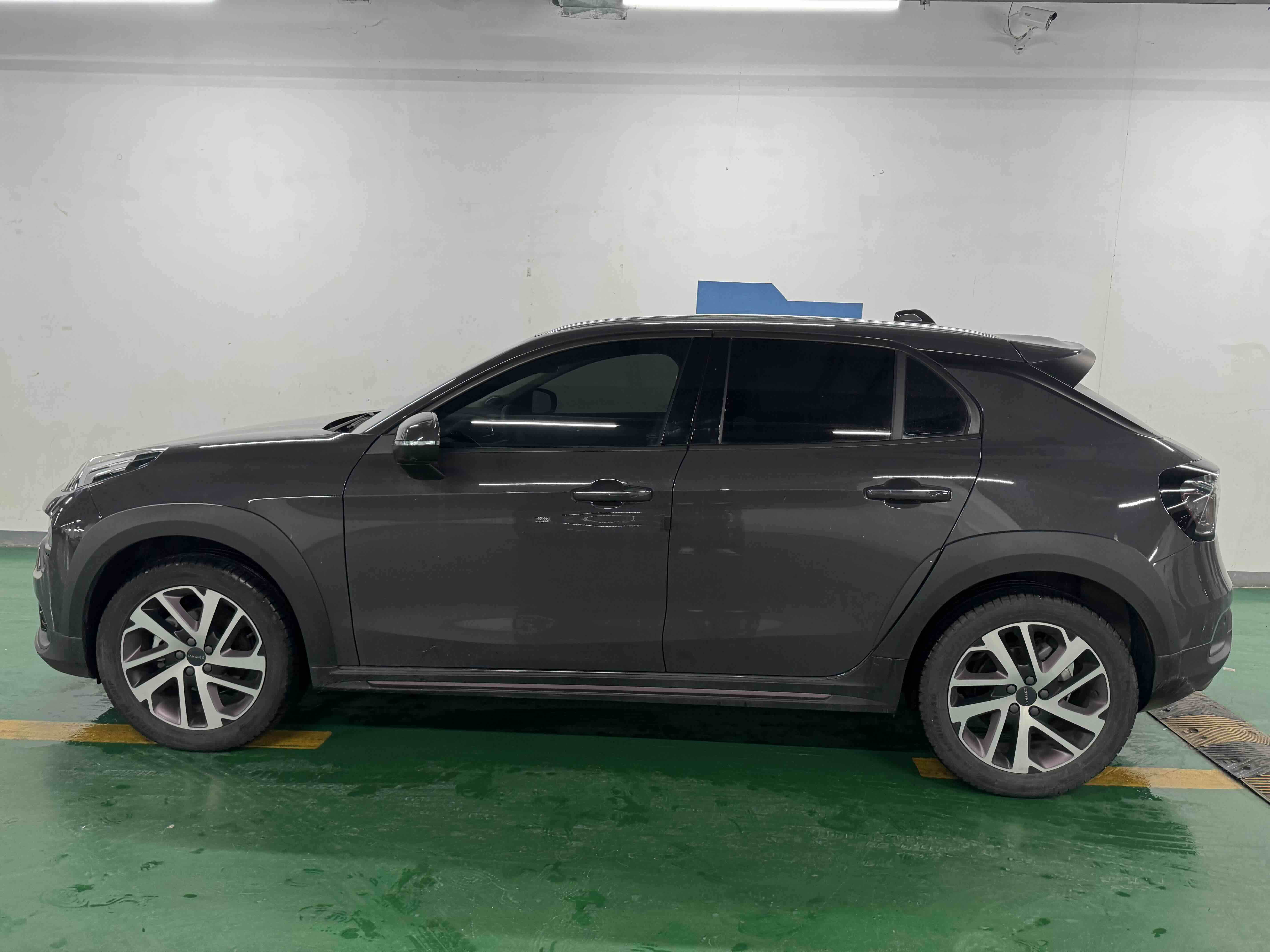 Lynk & Co 02 2021 #3 Lynk & Co 02 2021 car image #3