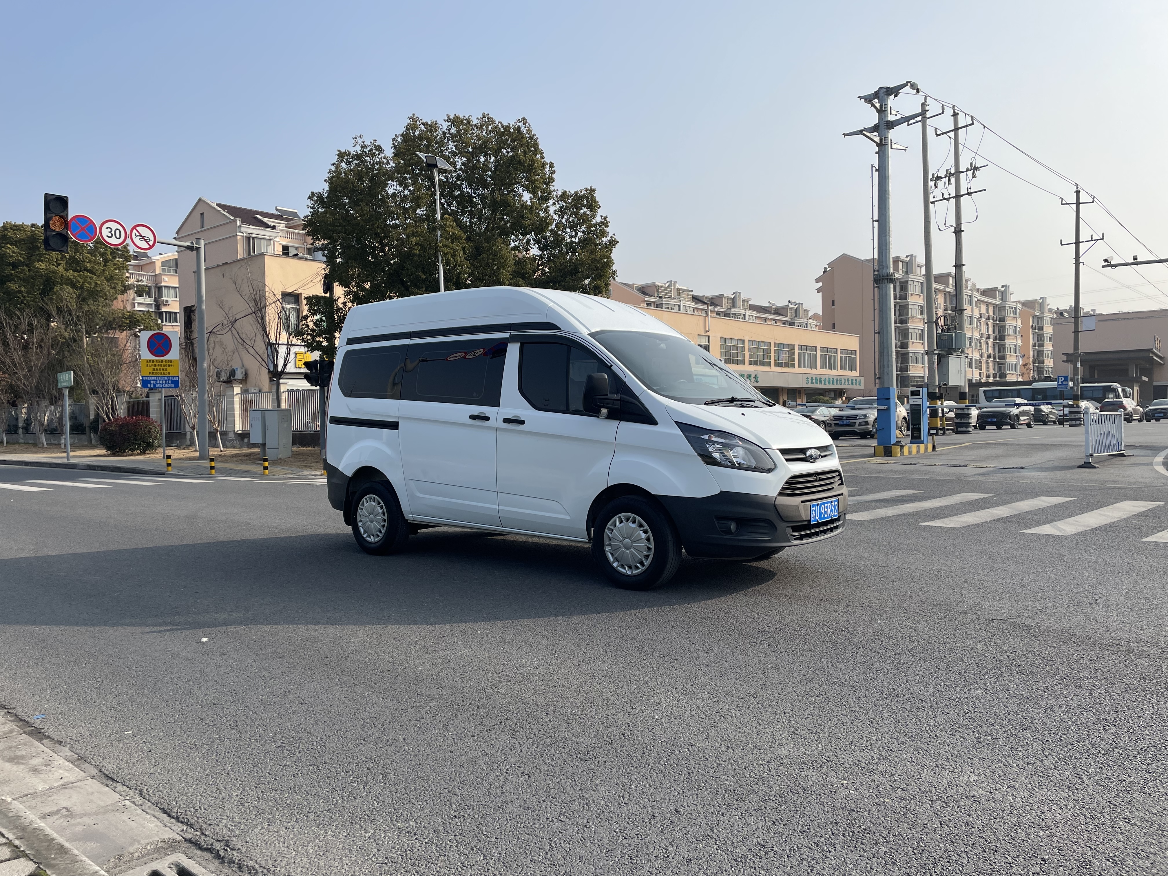 Ford Transit 2020 immagine di auto #3
