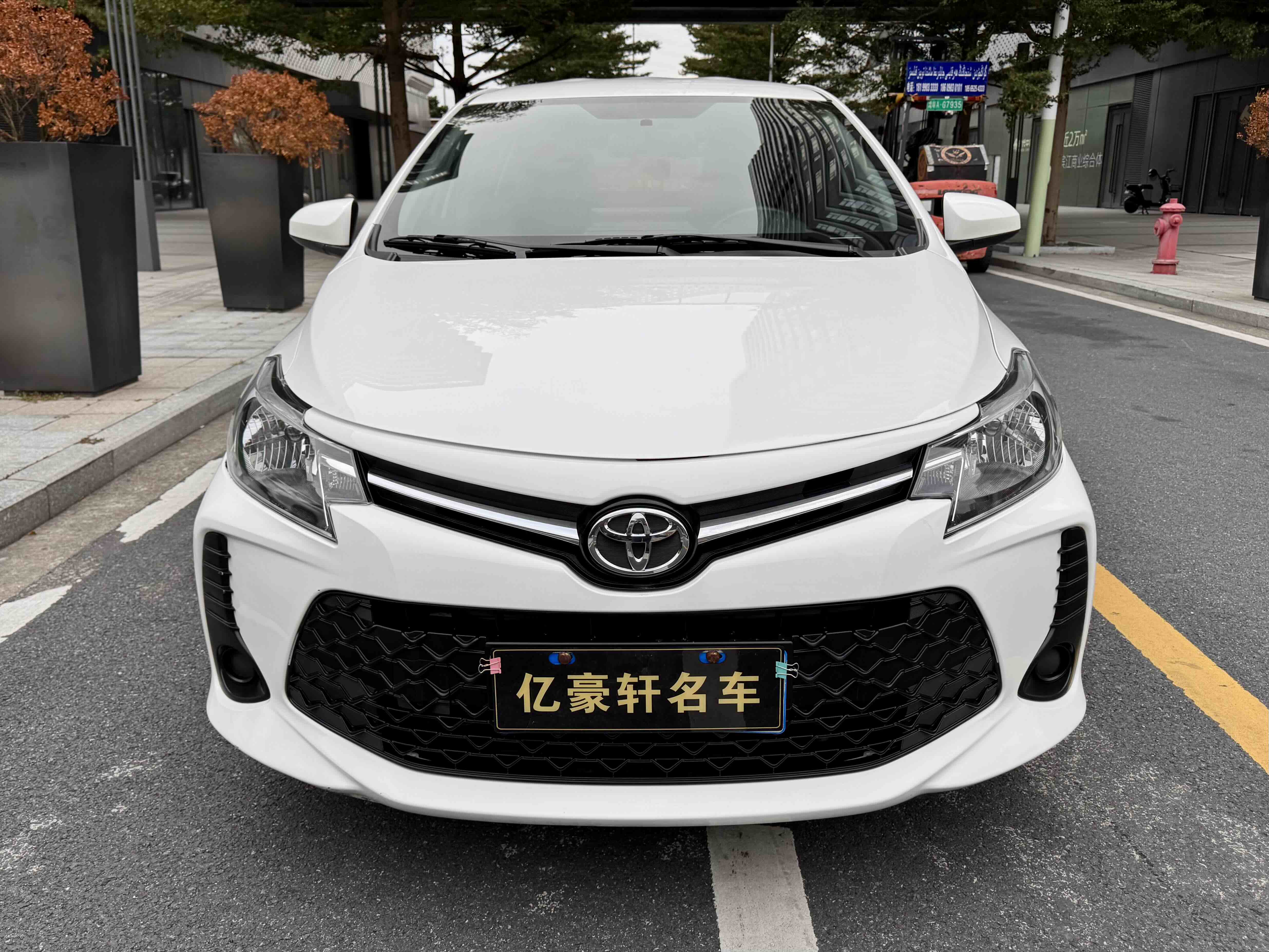 Toyota Vios FS 2023 immagine di auto #3