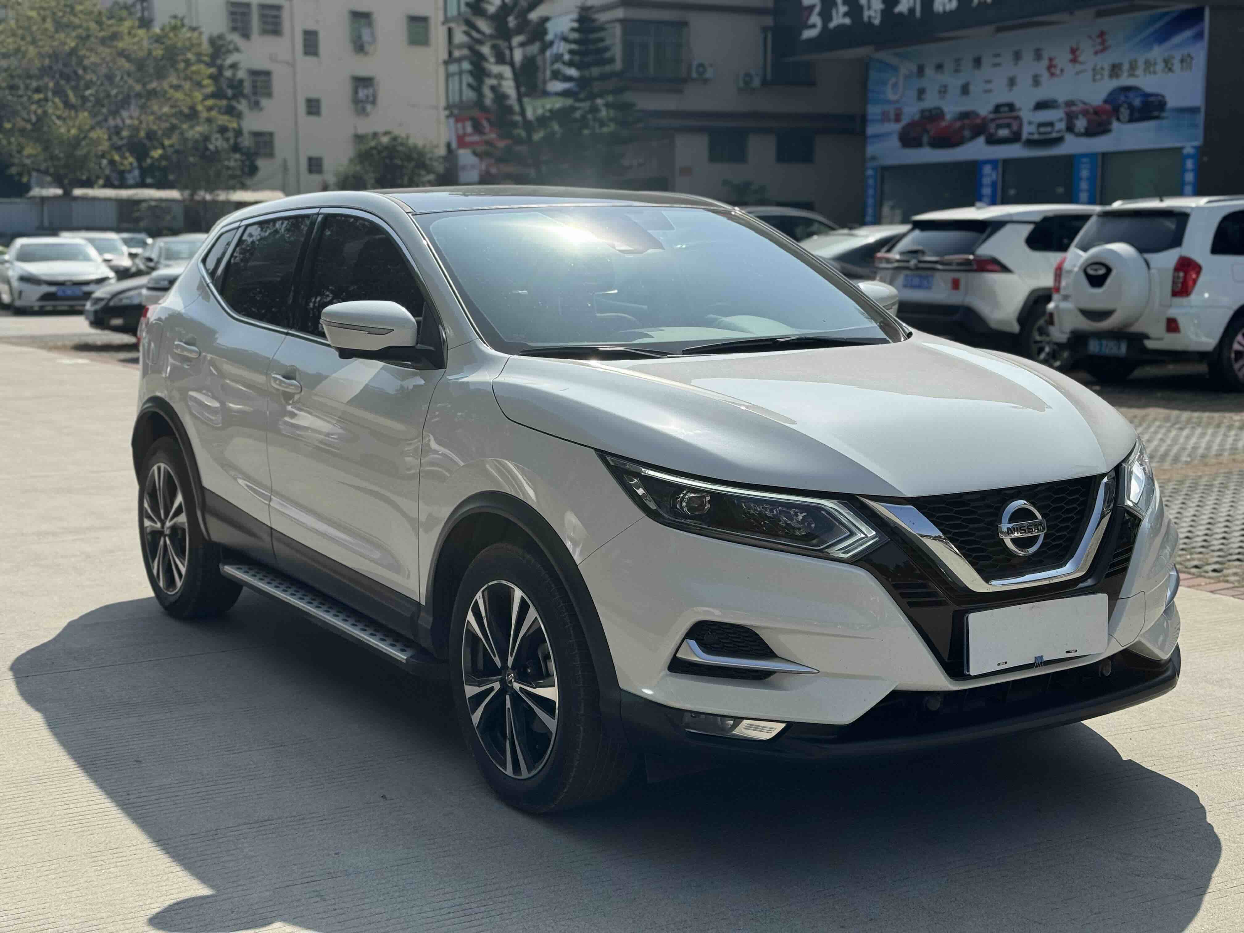 Nissan Qashqai 2021 car image #3