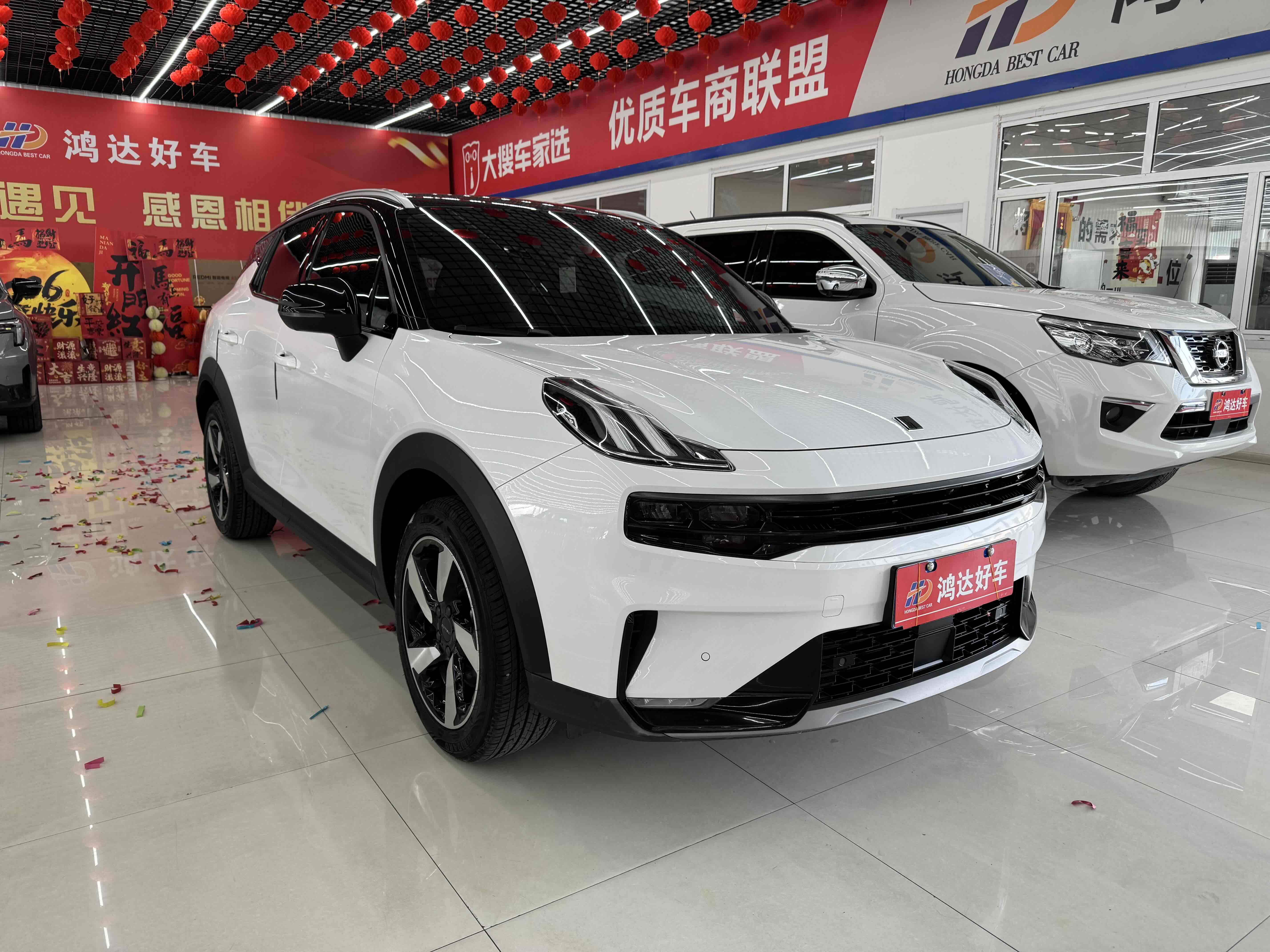 Lynk & Co 06 2021 car image #3