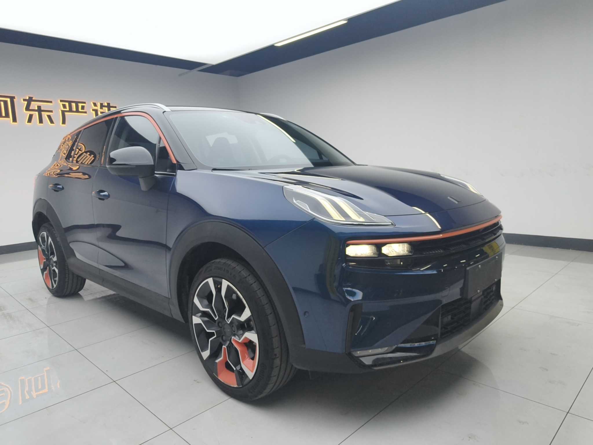 Lynk & Co 06 2021 car image #3