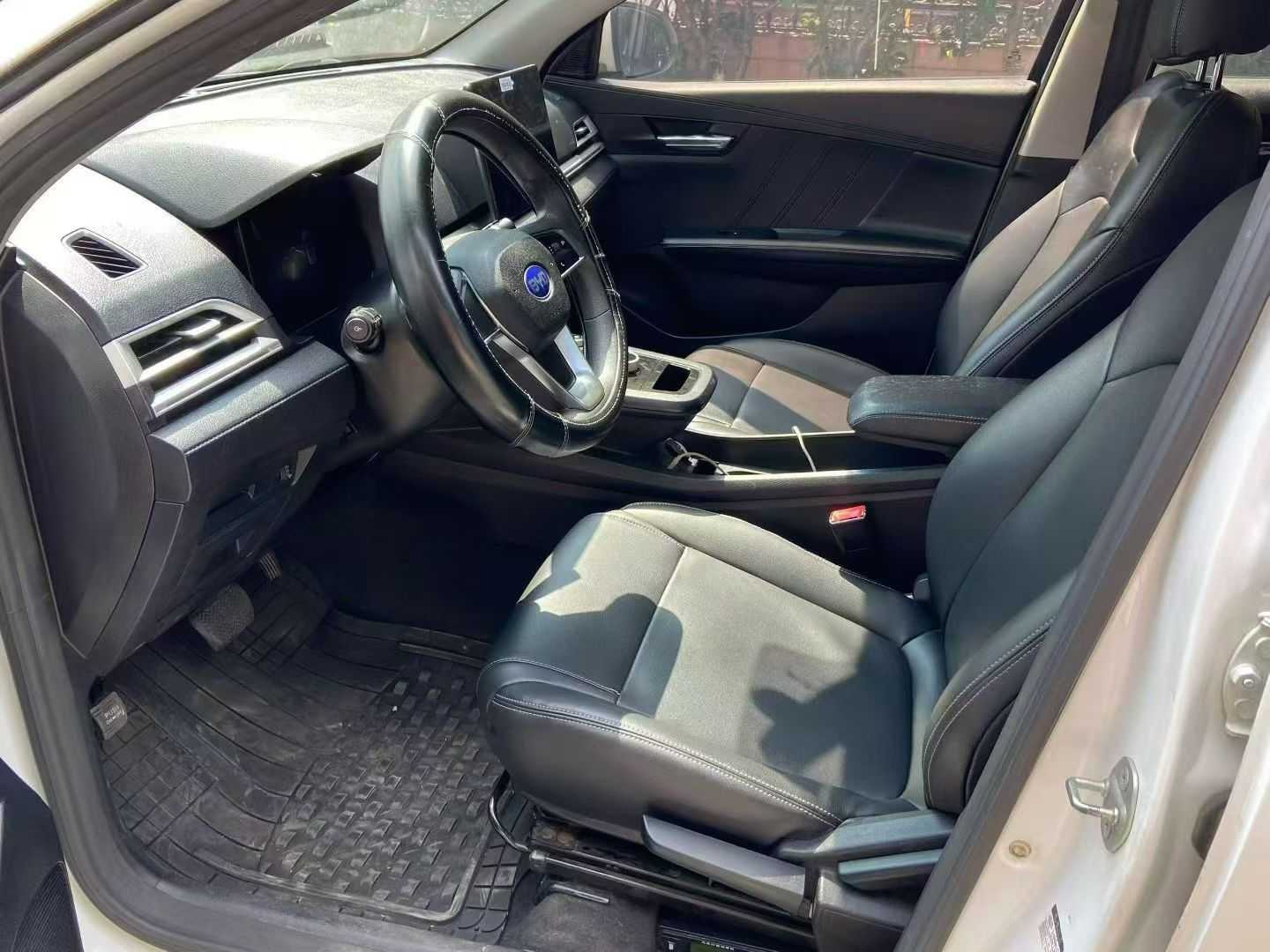 BYD e2 2020 image de voiture #3