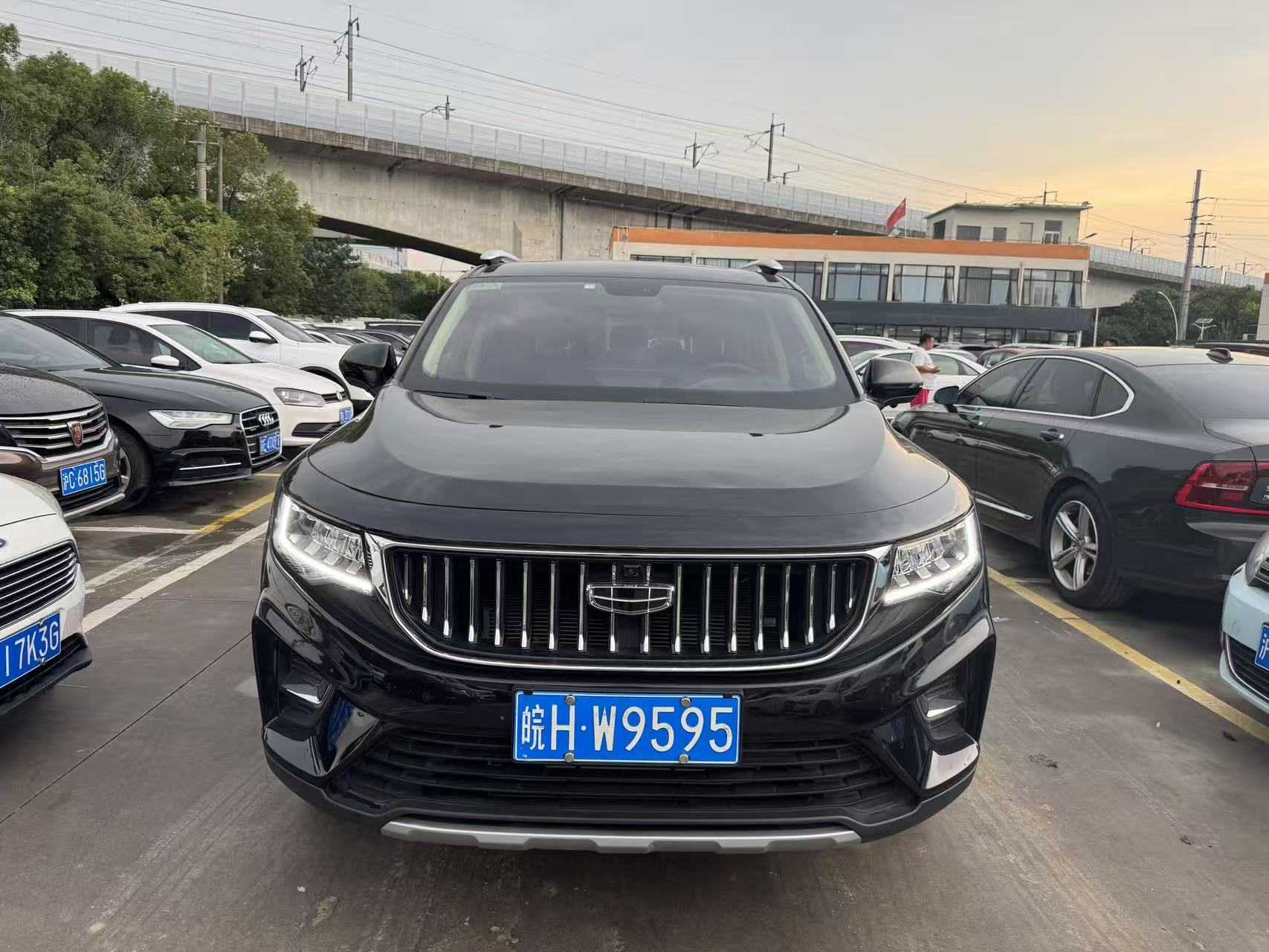 GEELY Okavango 2022 صورة سيارة #3