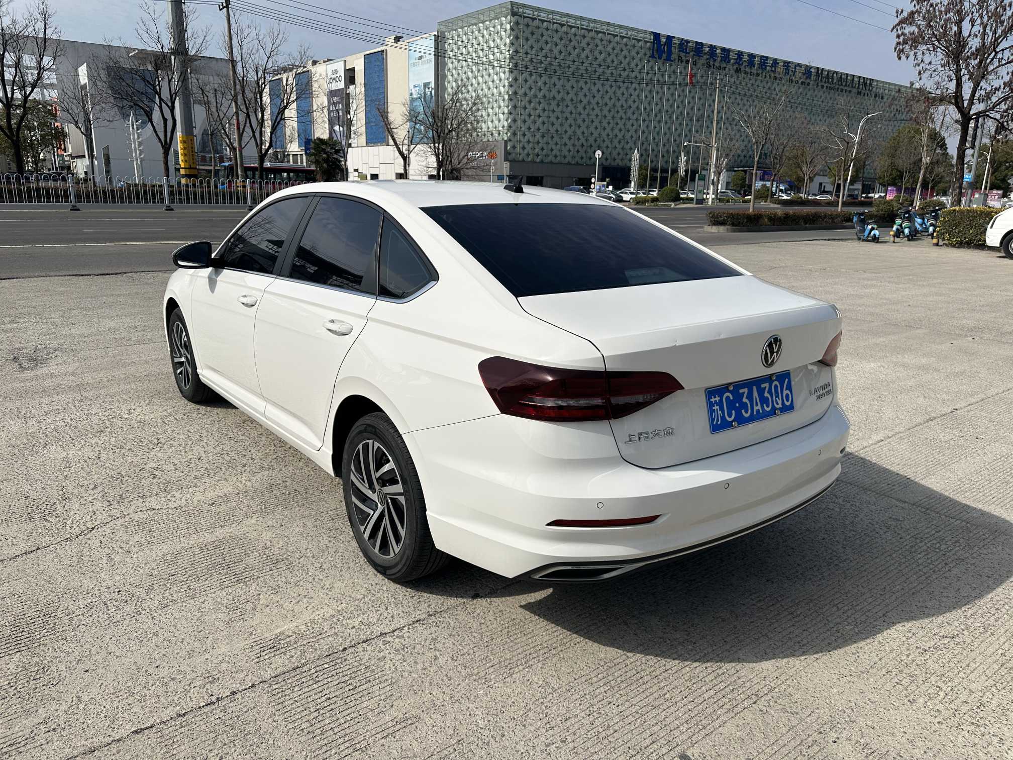 Volkswagen Lavida 2022 car image #3