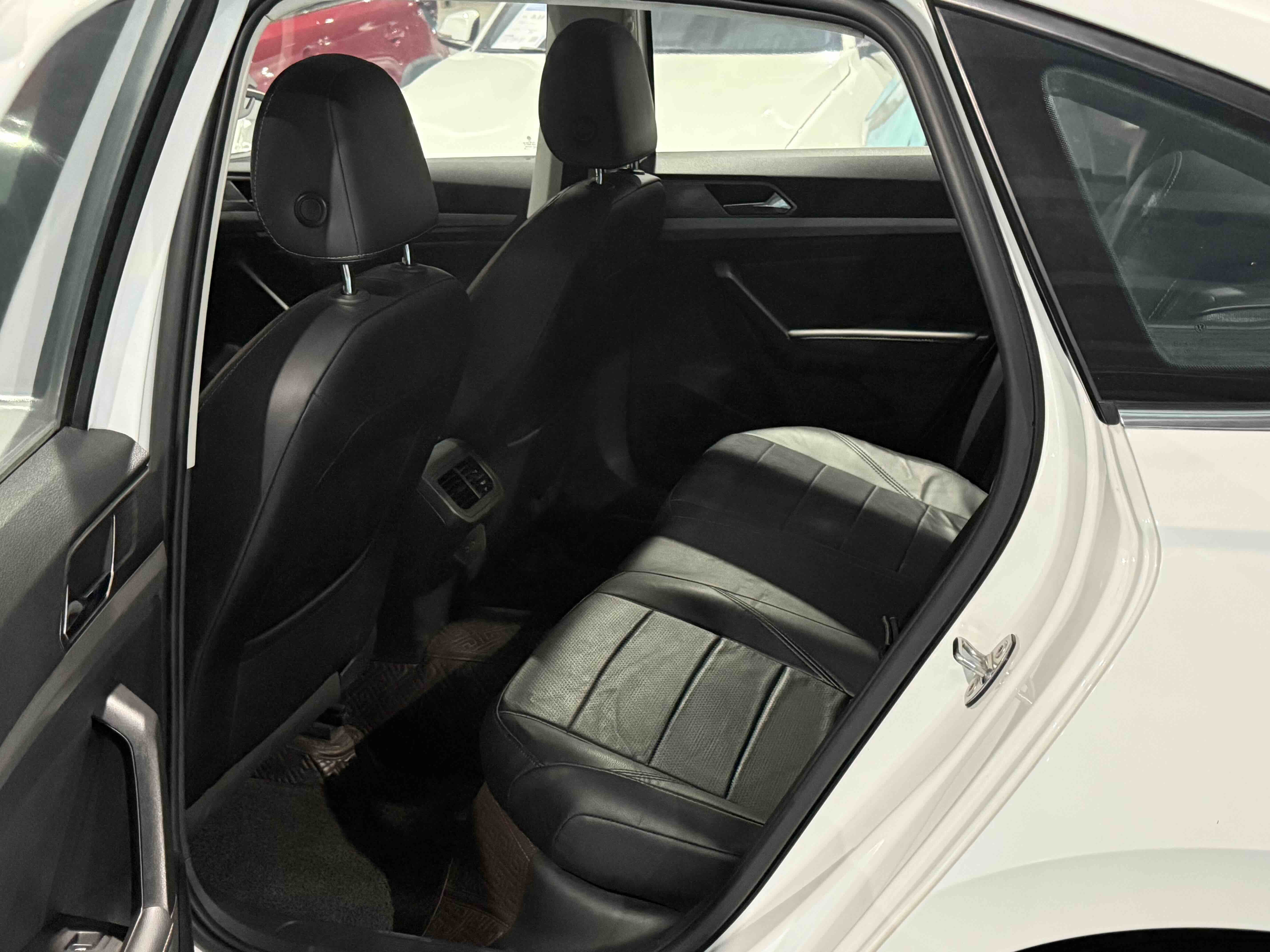 Volkswagen Lavida 2021 #3 Volkswagen Lavida 2021 car image #3