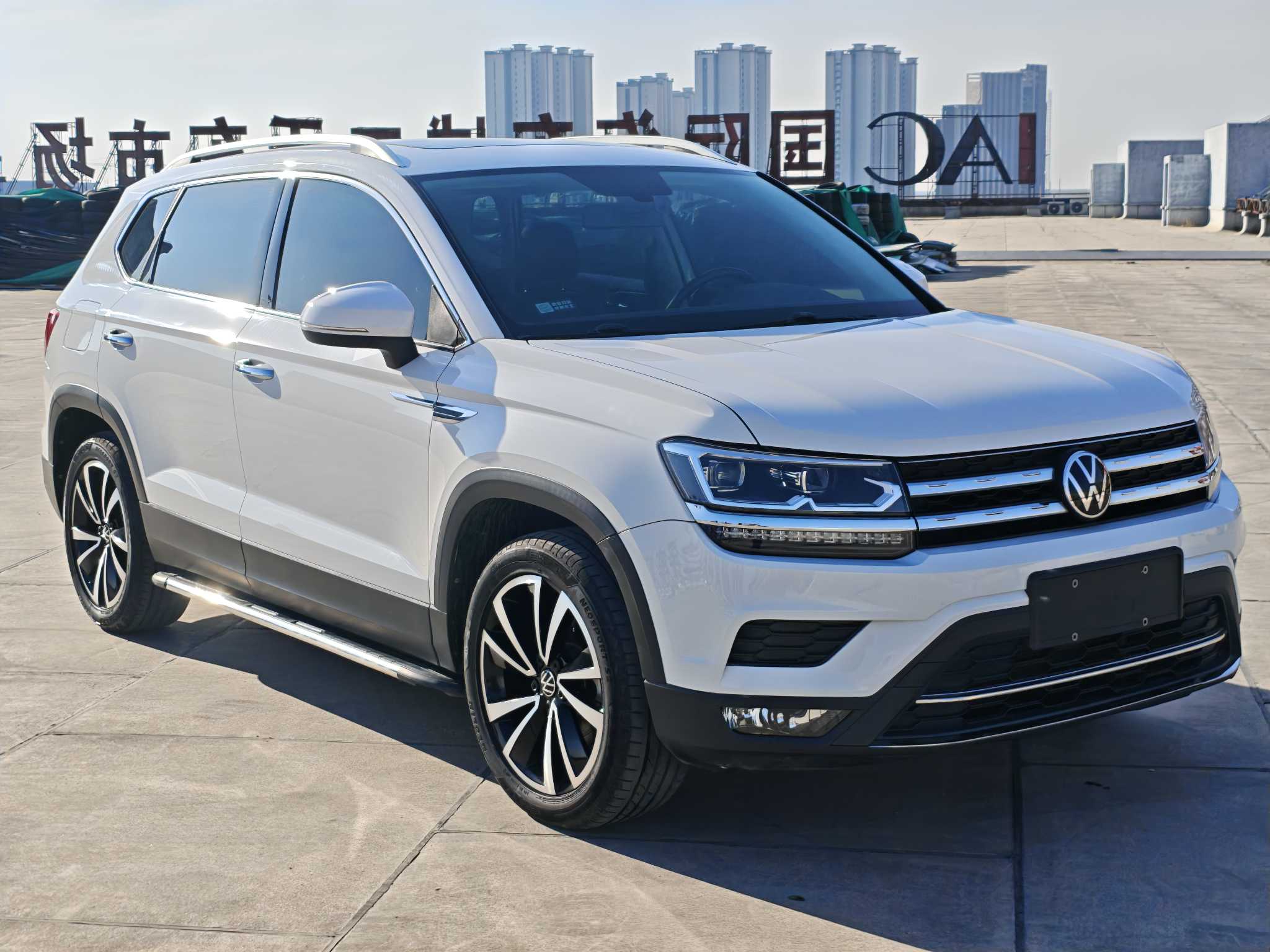 Volkswagen Tharu 2021 car image #3