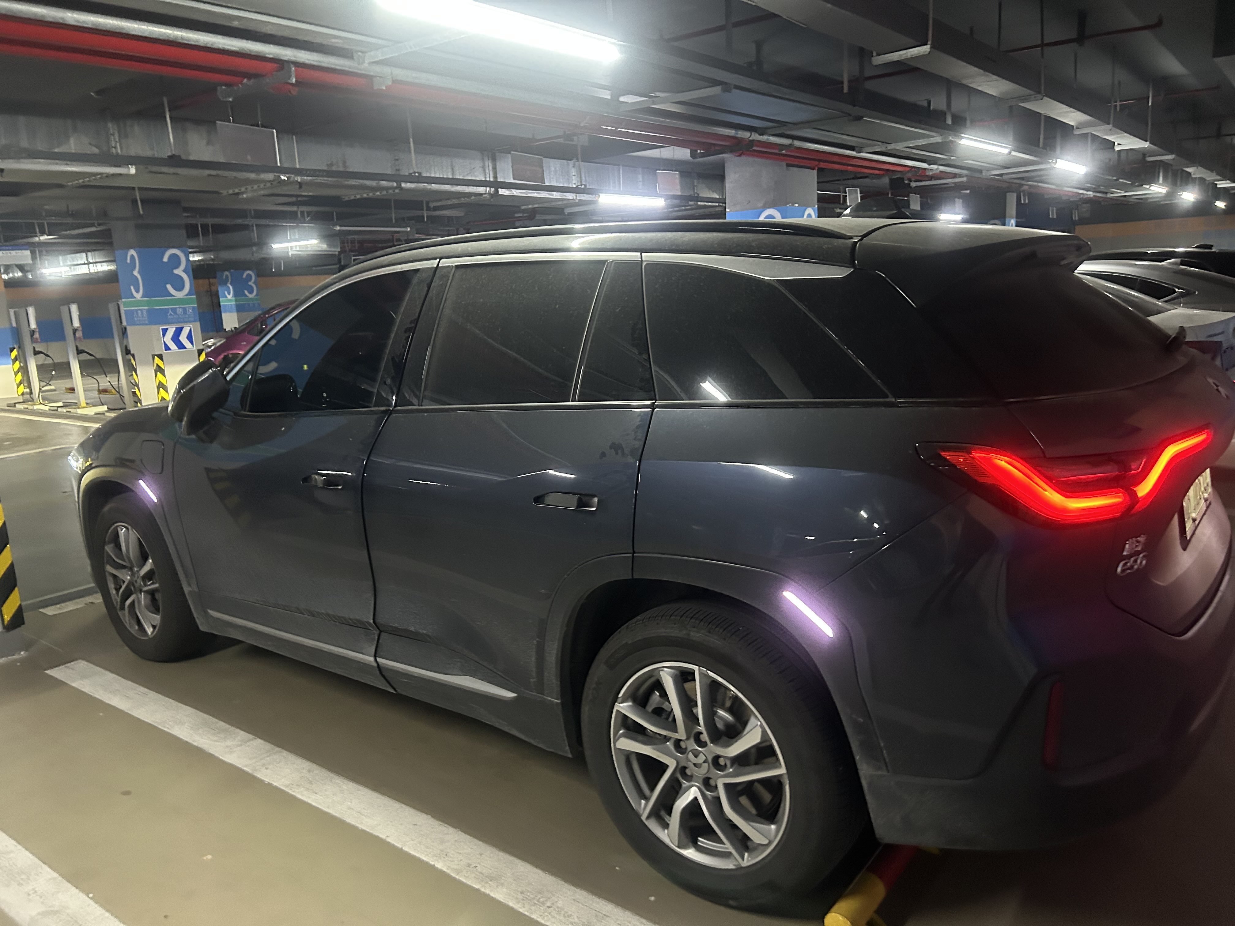 蔚来 蔚来ES6 2021 汽车图片 #3