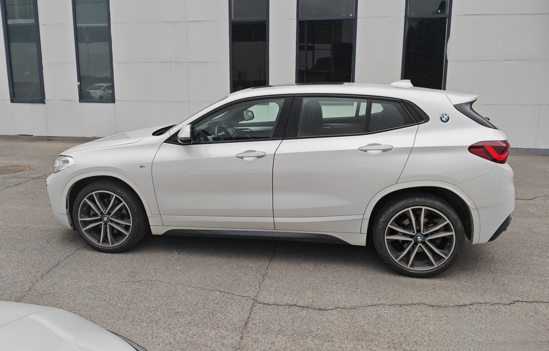 BMW X2 2021 car image #3