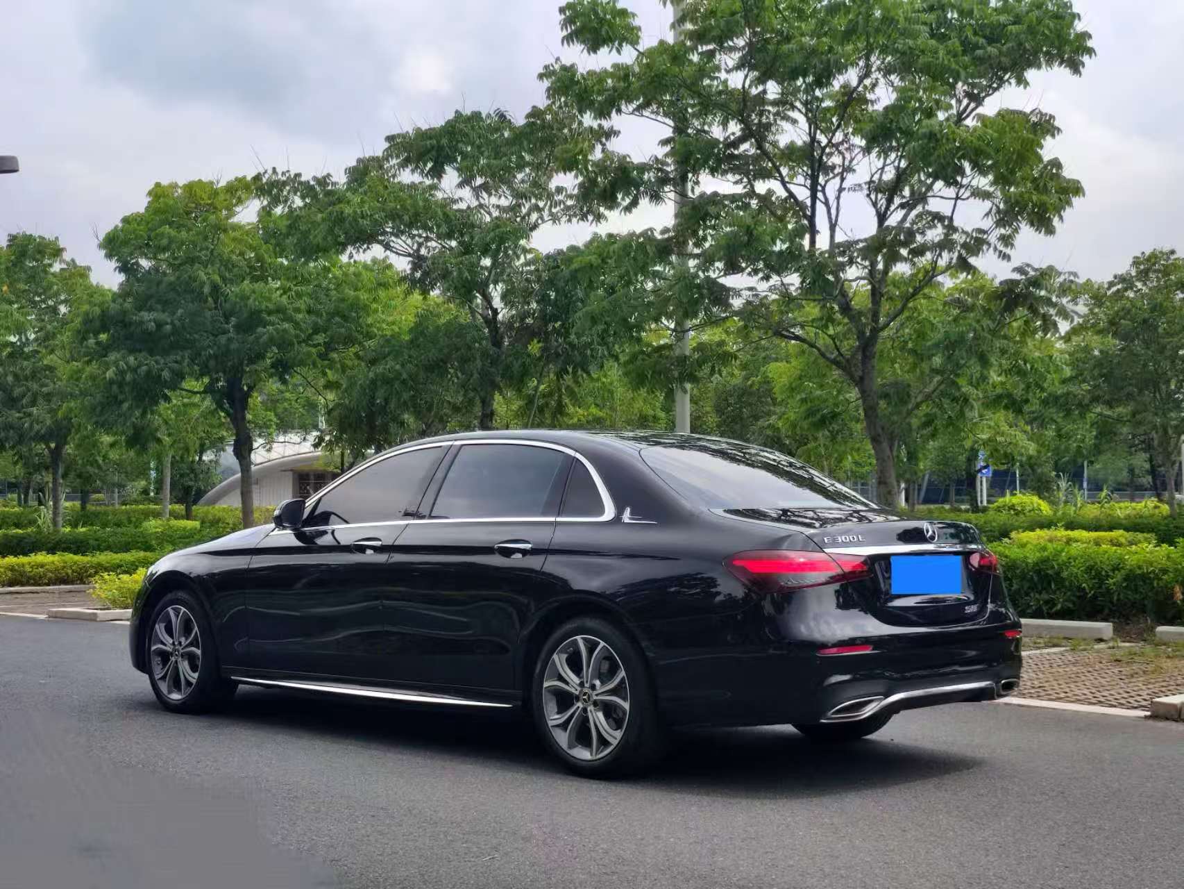 Mercedes-Benz E Class 2021 car image #3