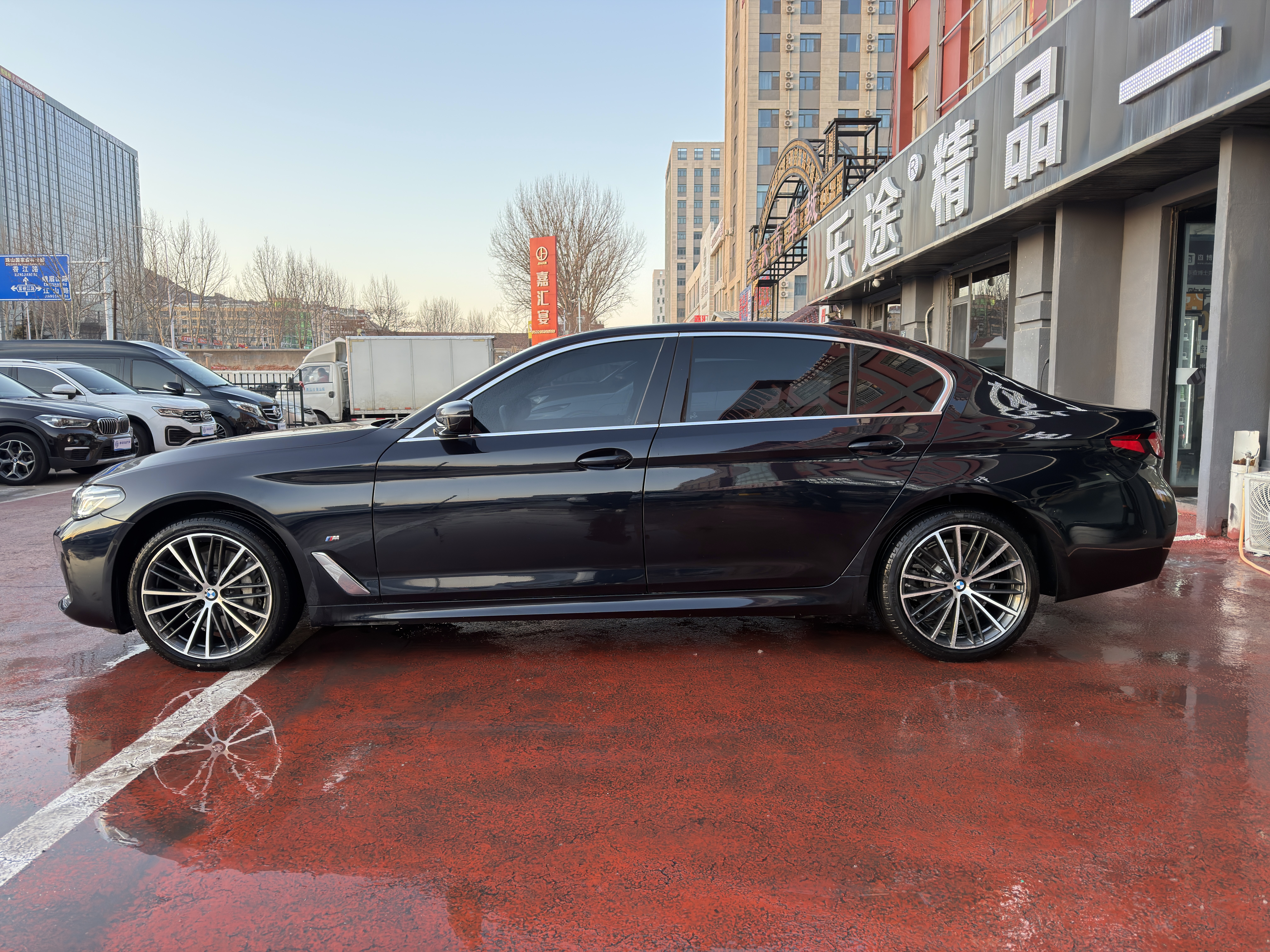 BMW 5 Series 2021 car image #3