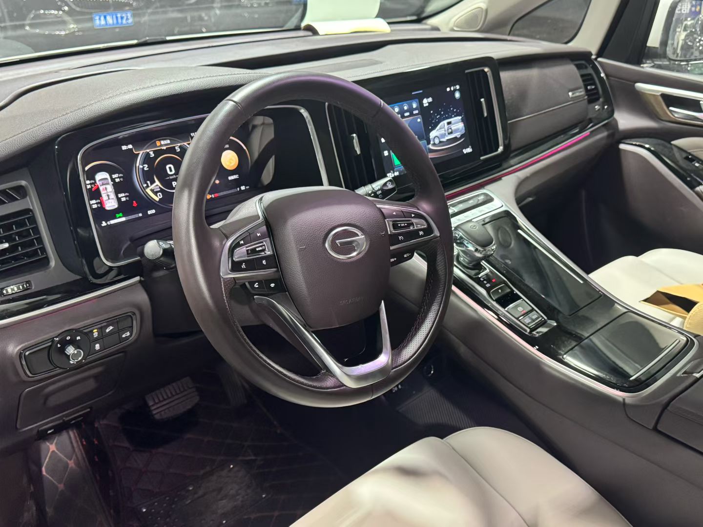 GAC Trumpchi M8 2021 #3 GAC Trumpchi M8 2021 car image #3