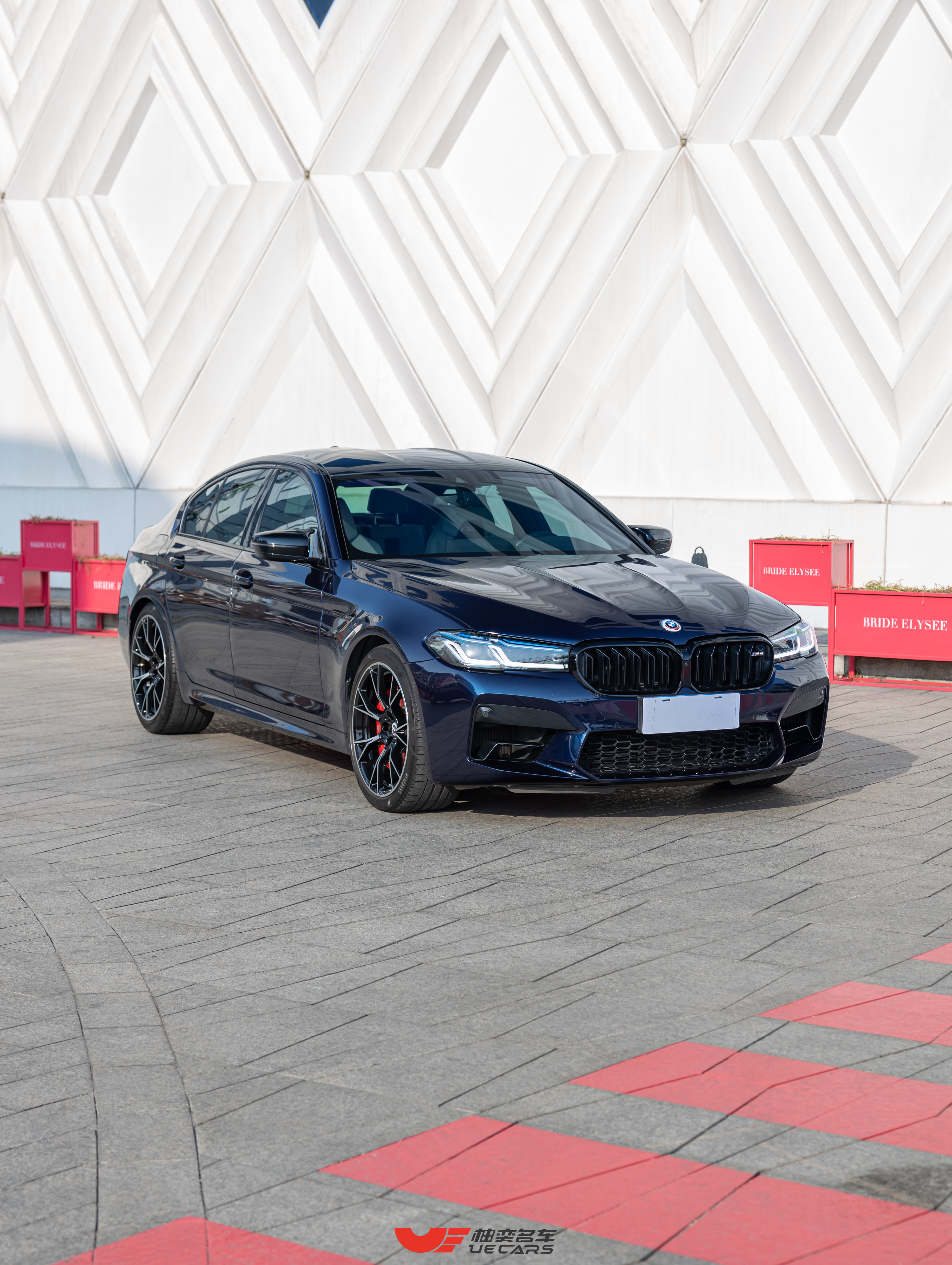 BMW M5 2023 изображение автомобиля #3